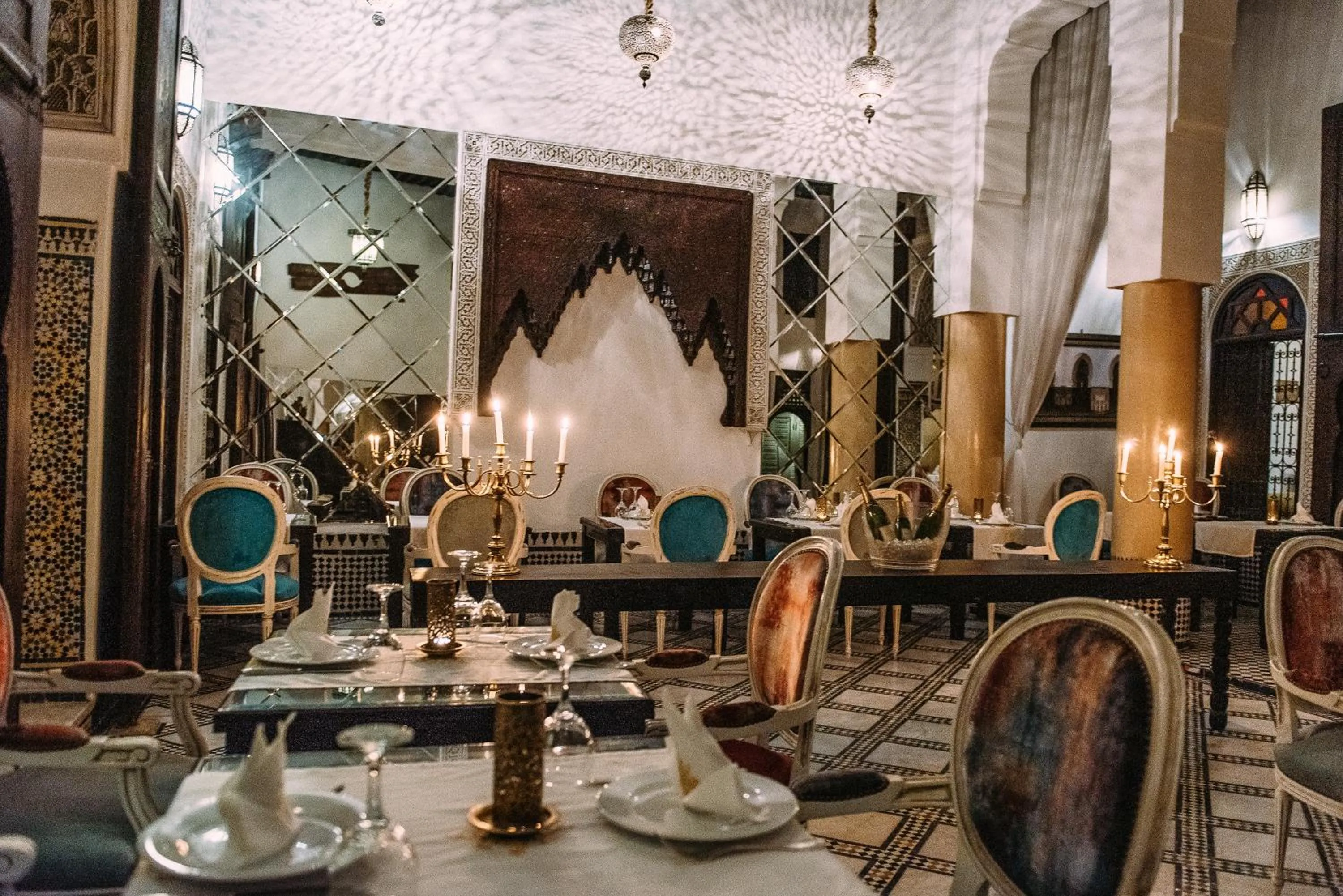 Restaurant/places to eat in Riad Maison Bleue and Spa