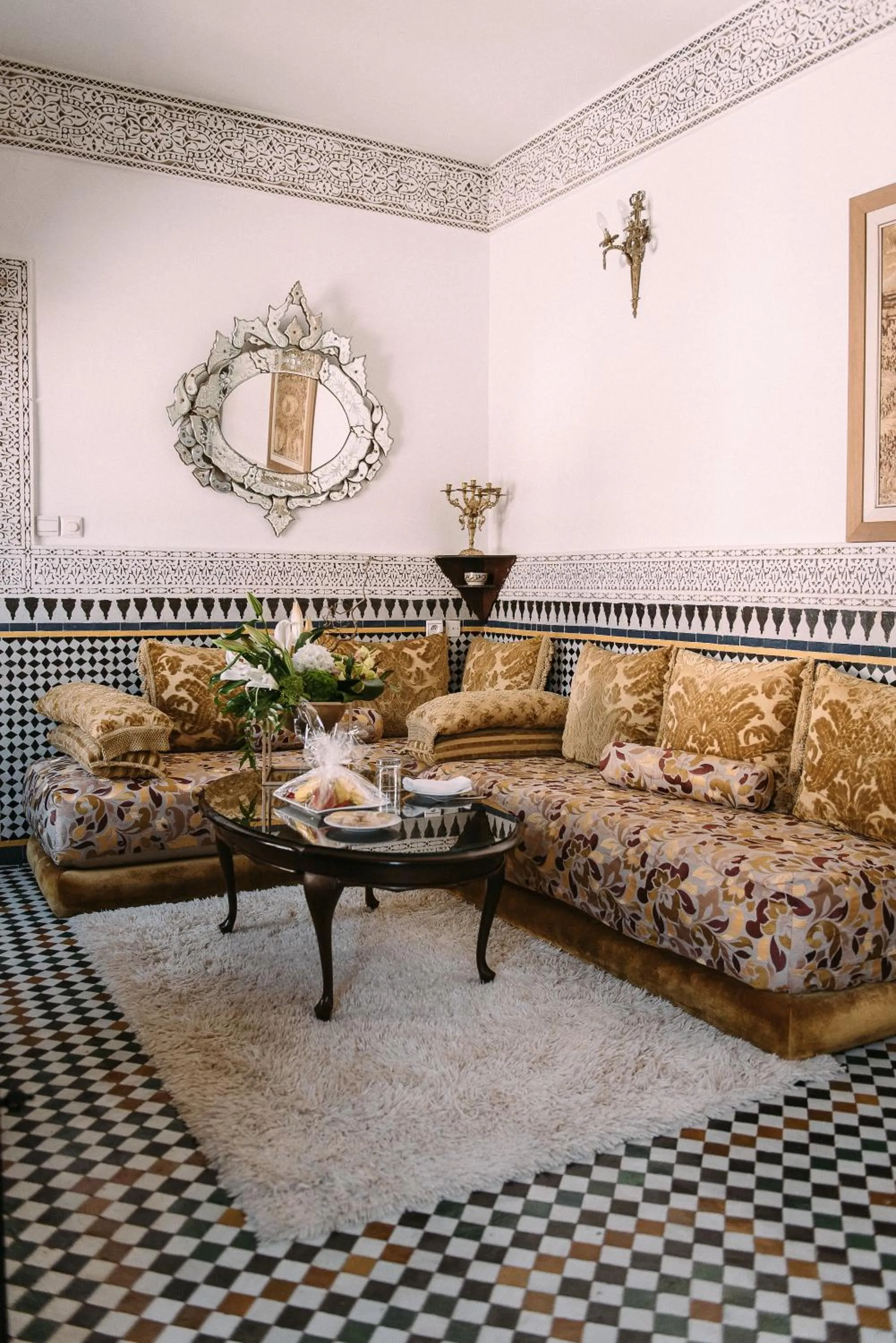 Photo of the whole room in Riad Maison Bleue and Spa