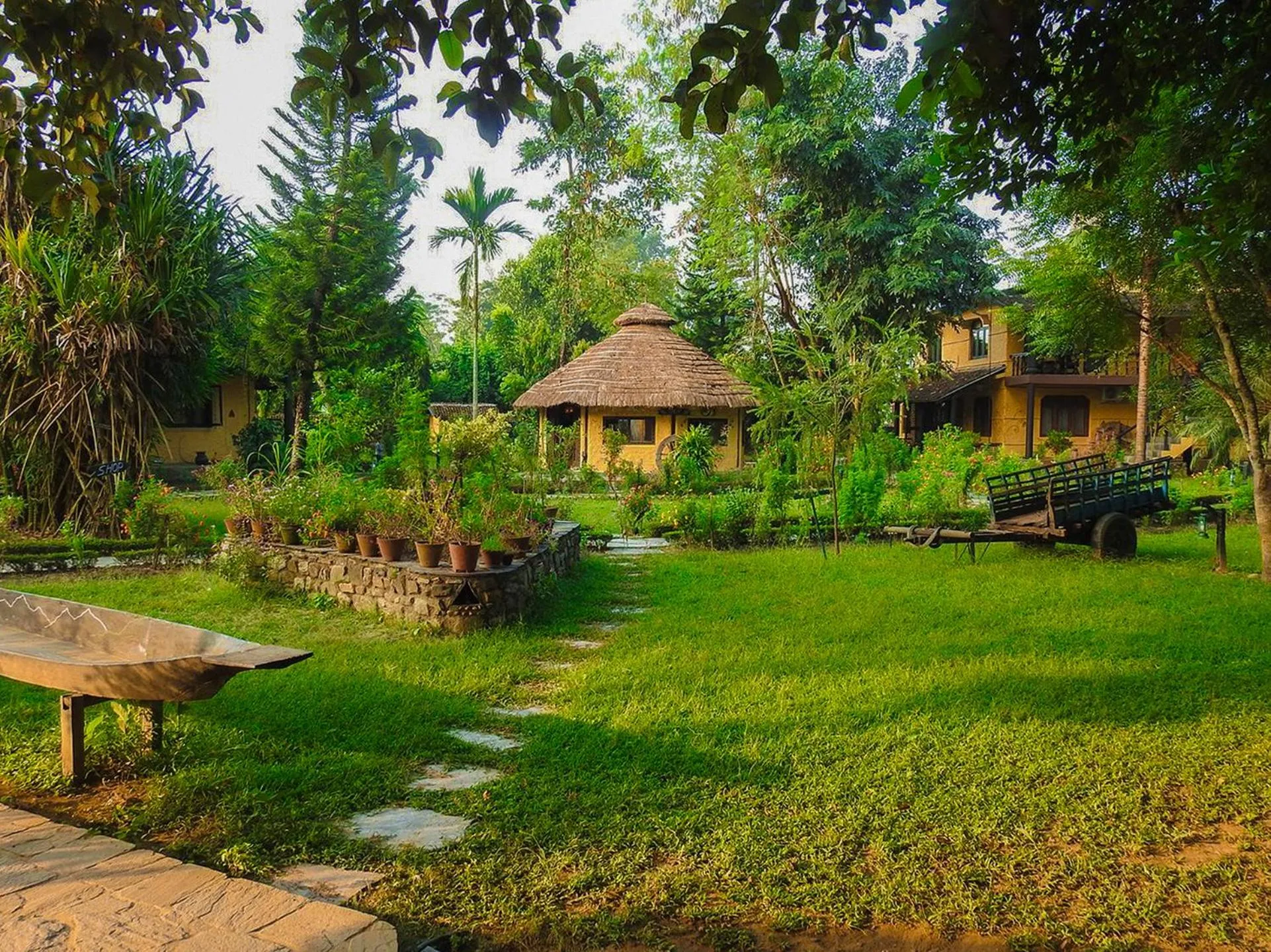 Garden in Sapana Village Lodge