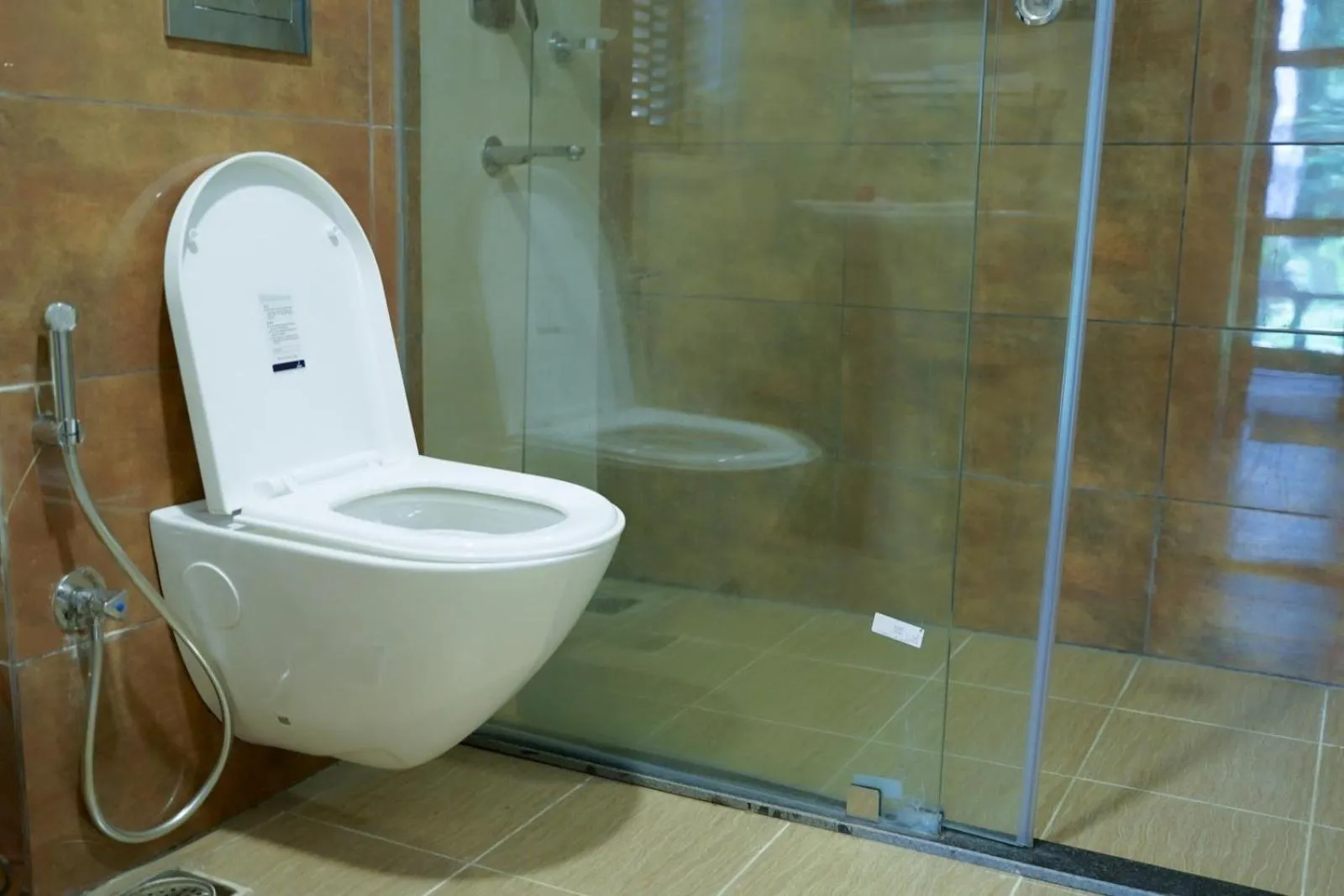 Shower in Sapana Village Lodge