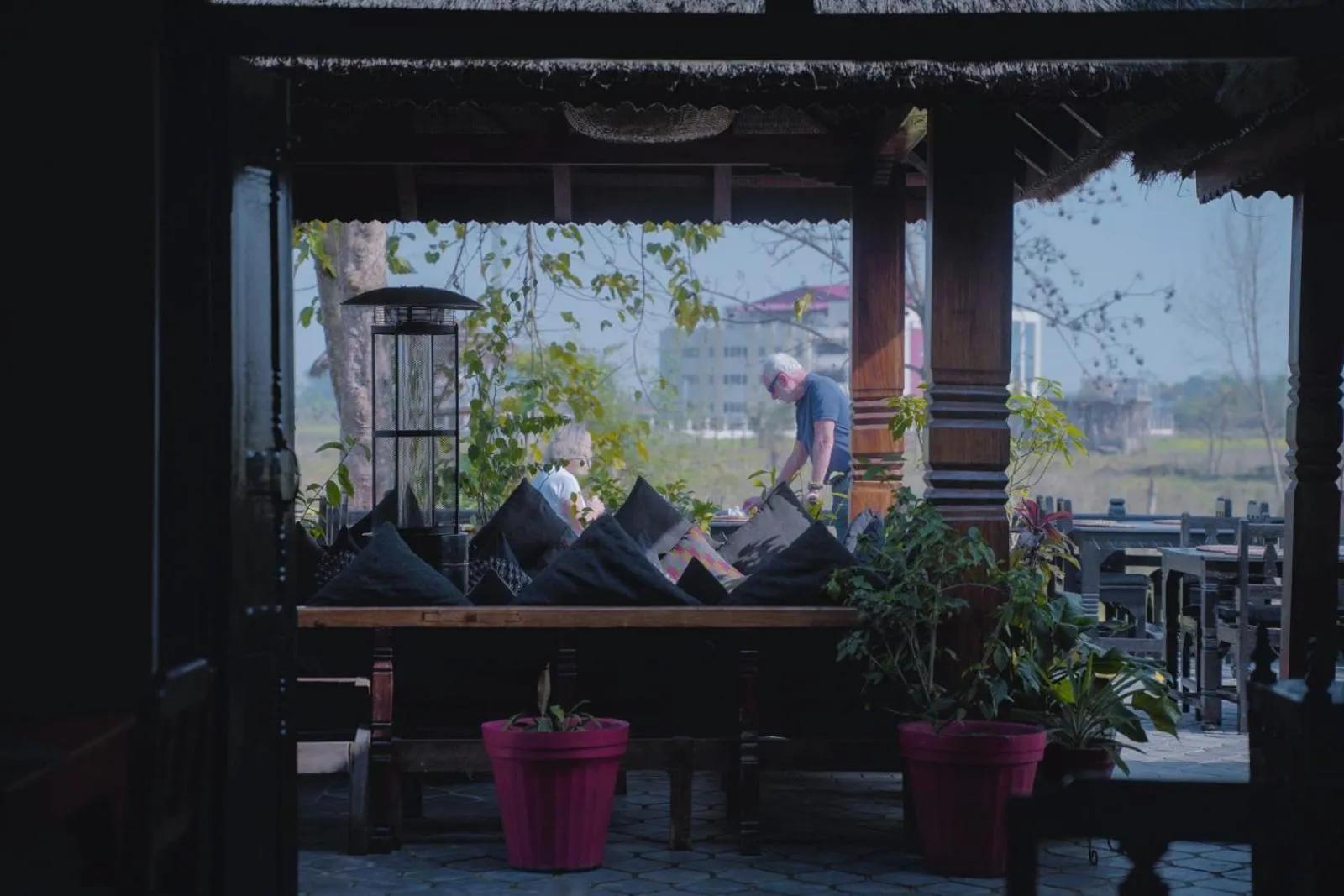 Restaurant/places to eat in Sapana Village Lodge