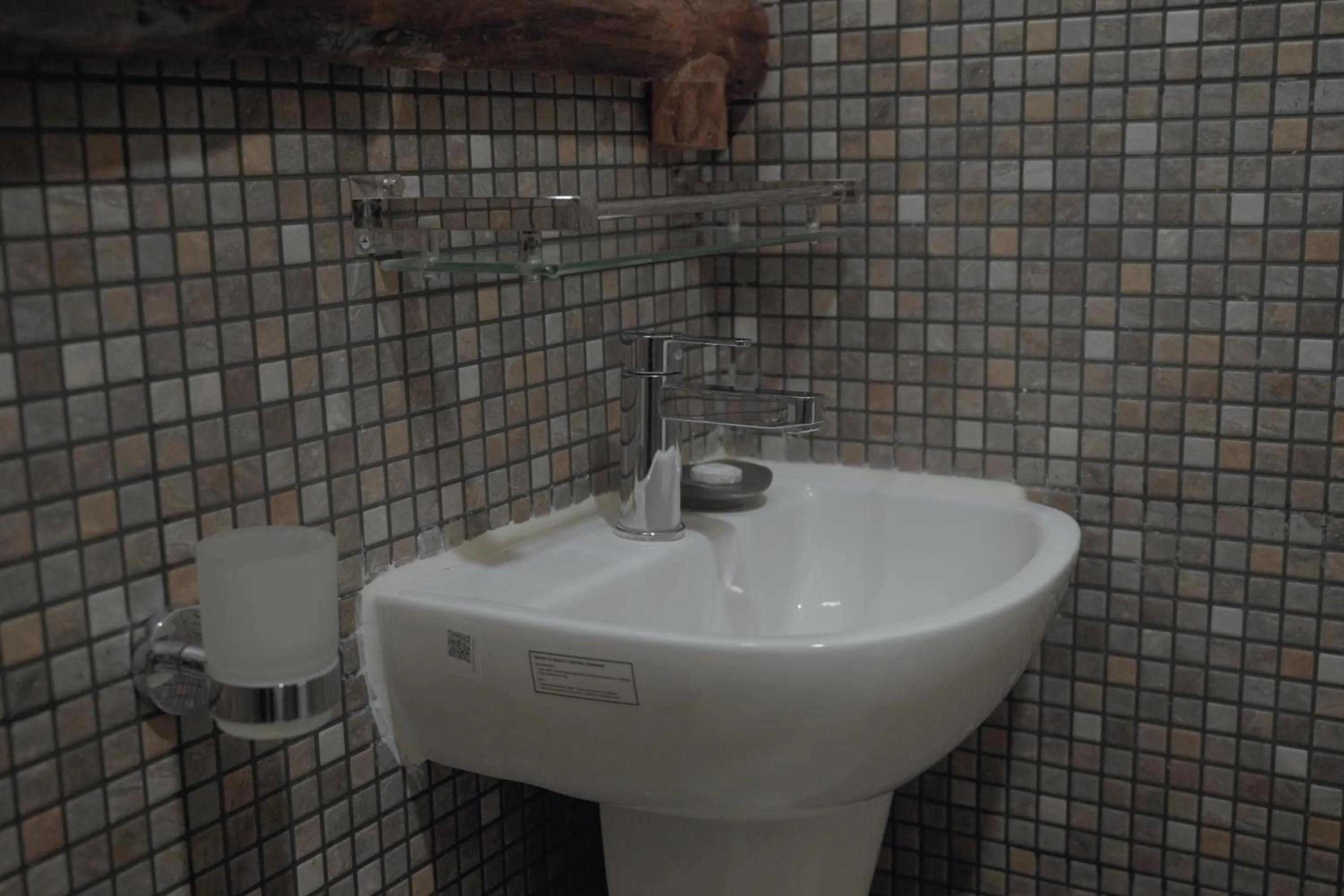 Bathroom in Sapana Village Lodge