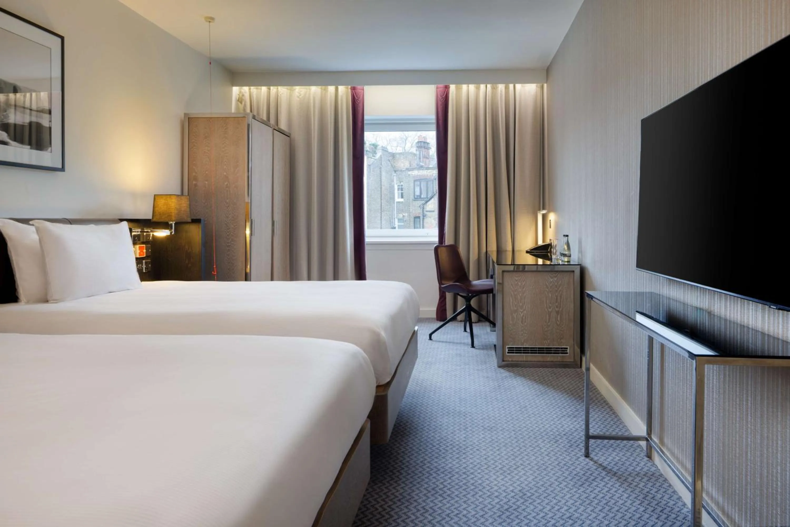 Bed in Hilton London Angel Islington