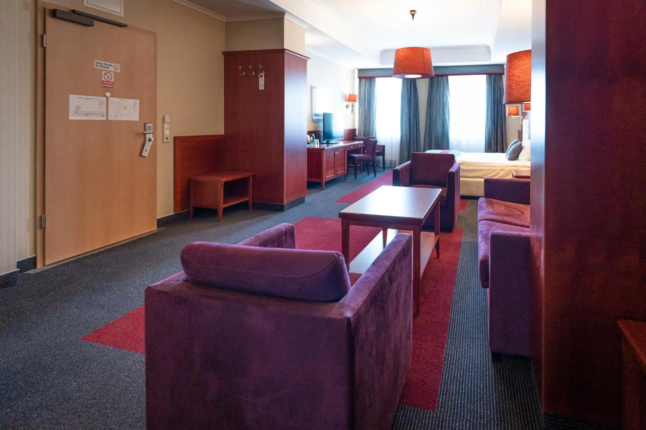 Photo of the whole room in Hotel Panorama