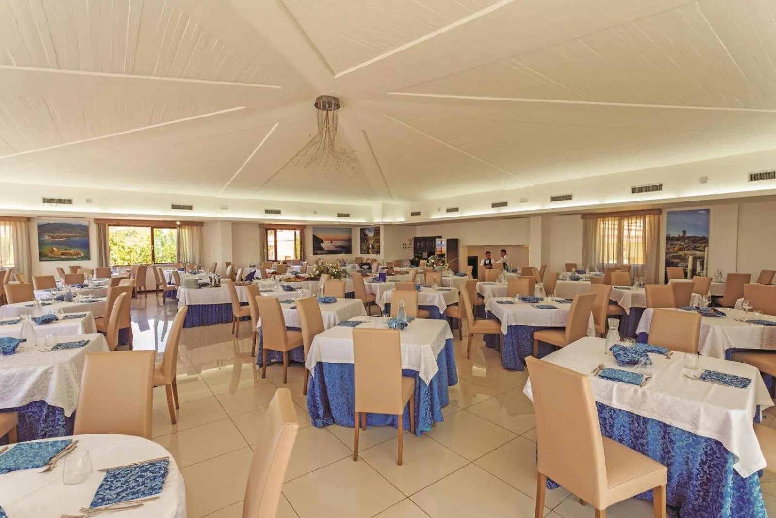 Restaurant/places to eat in Futura Club Cilento