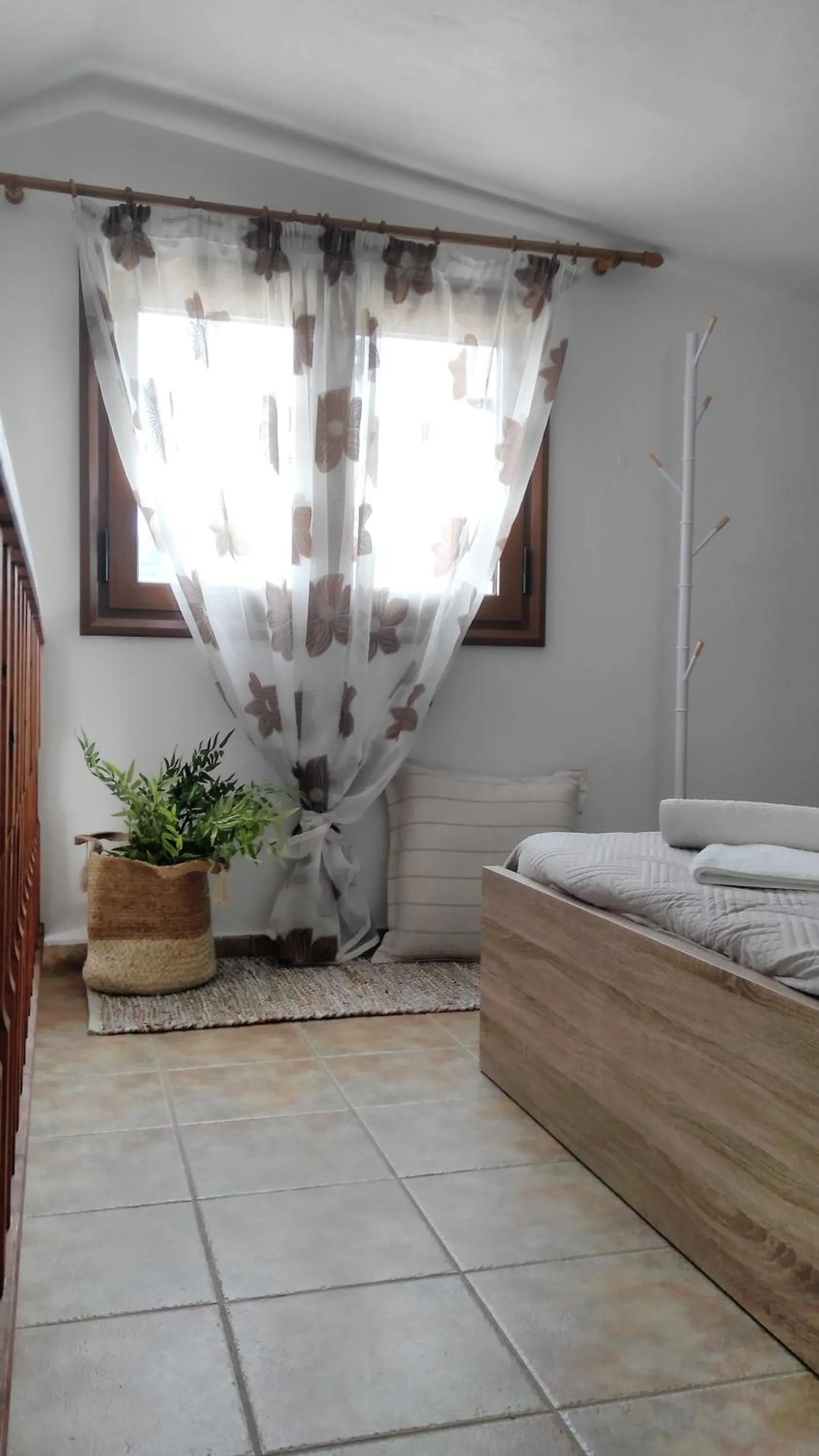 Photo of the whole room in Villa Maraki