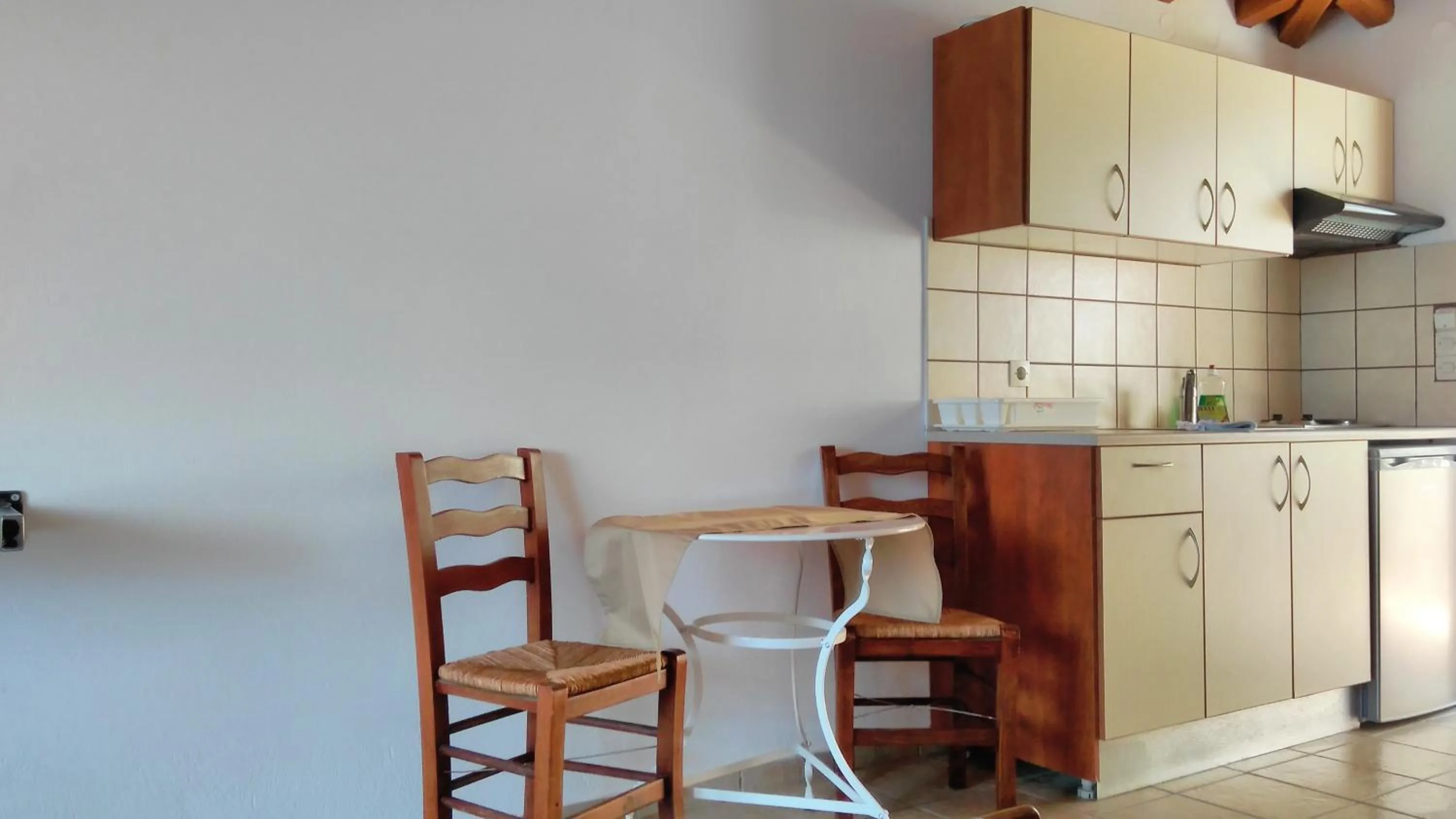 Kitchen or kitchenette in Villa Maraki