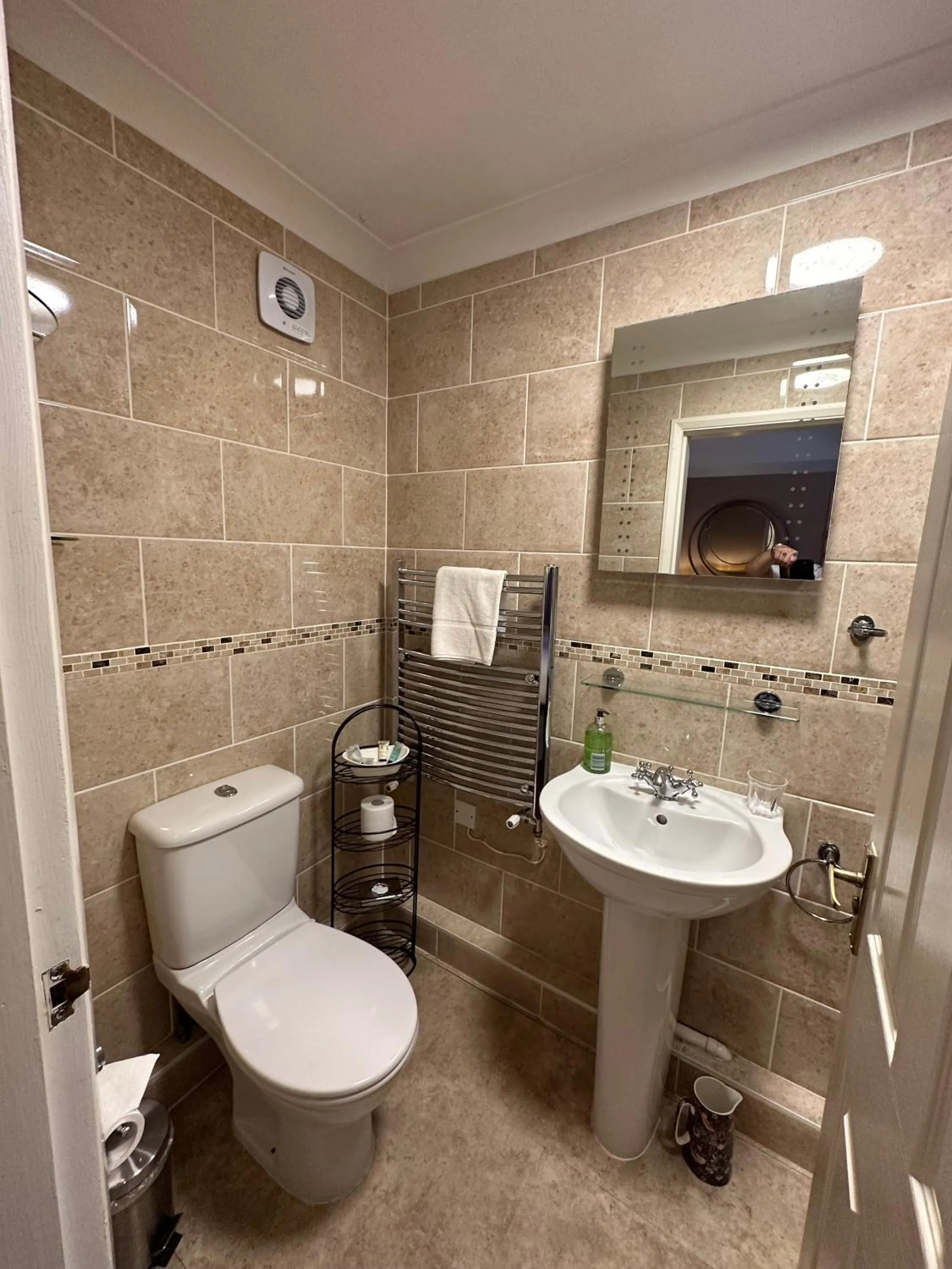 Bathroom in Chester House Guest House