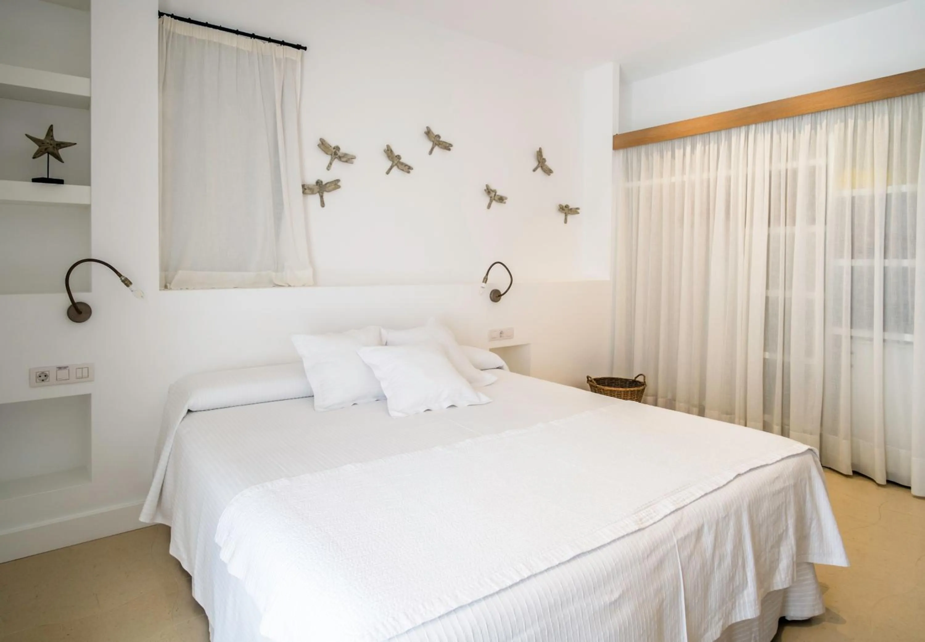 Photo of the whole room, Bed in Hotel Es Marès