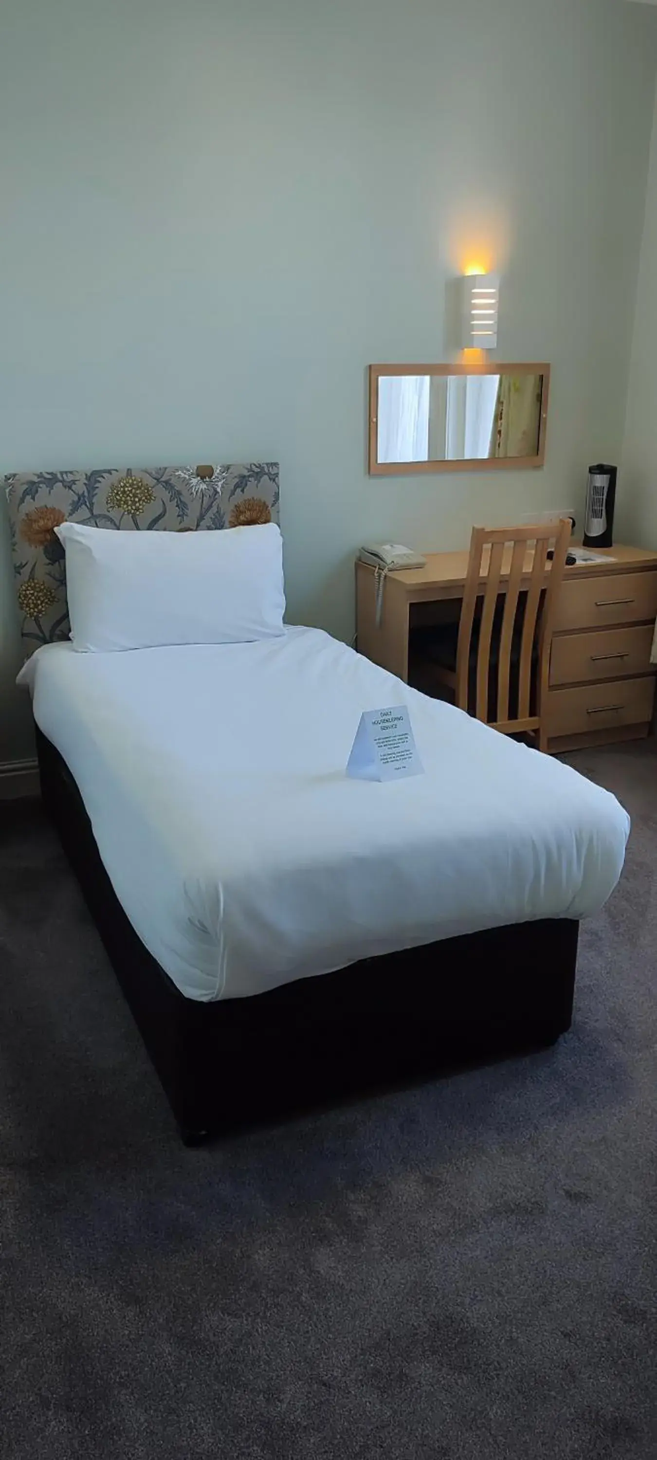 Standard Single Room in Best Western Weymouth Hotel Rembrandt Standard Single Room in Best Western Weymouth Hotel Rembrandt