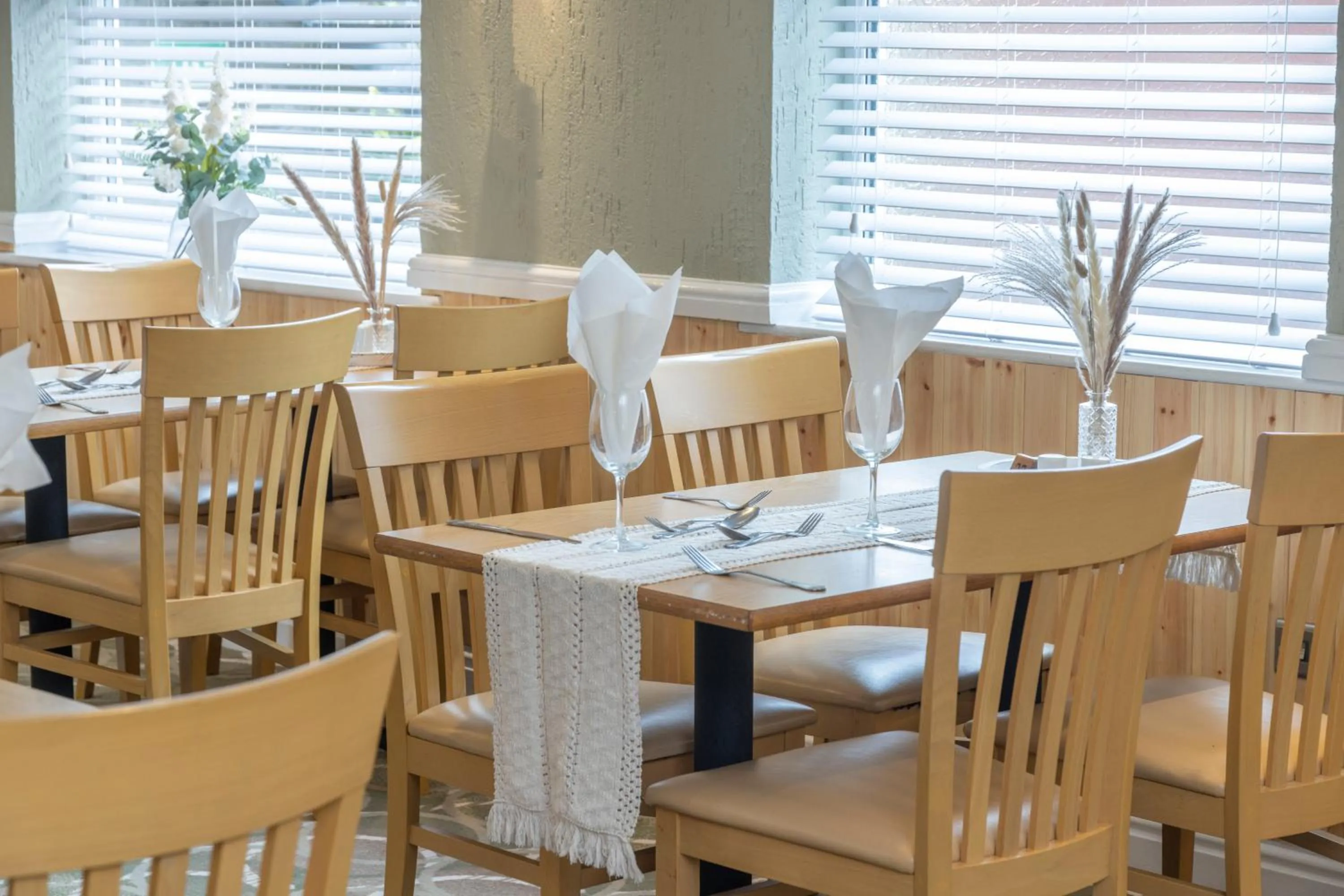 Restaurant/places to eat in Best Western Weymouth Hotel Rembrandt