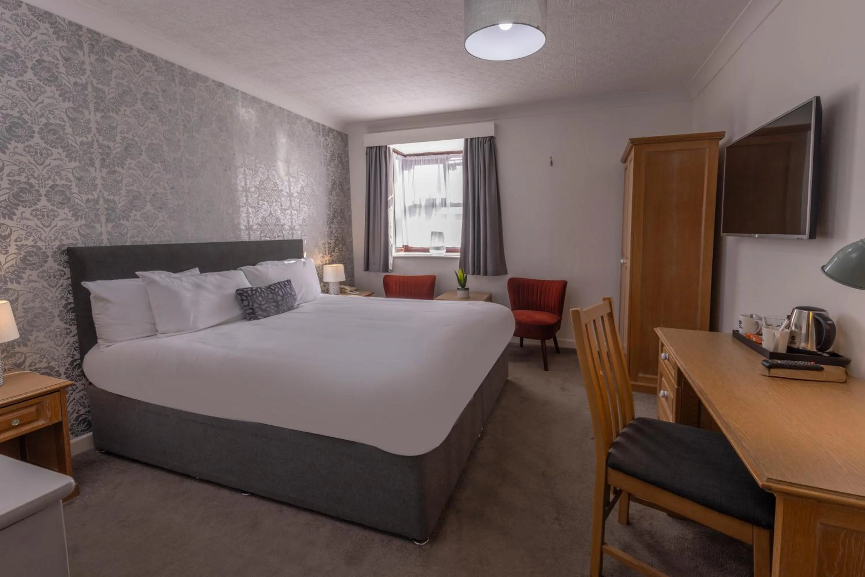 Bedroom, Bed in Best Western Weymouth Hotel Rembrandt