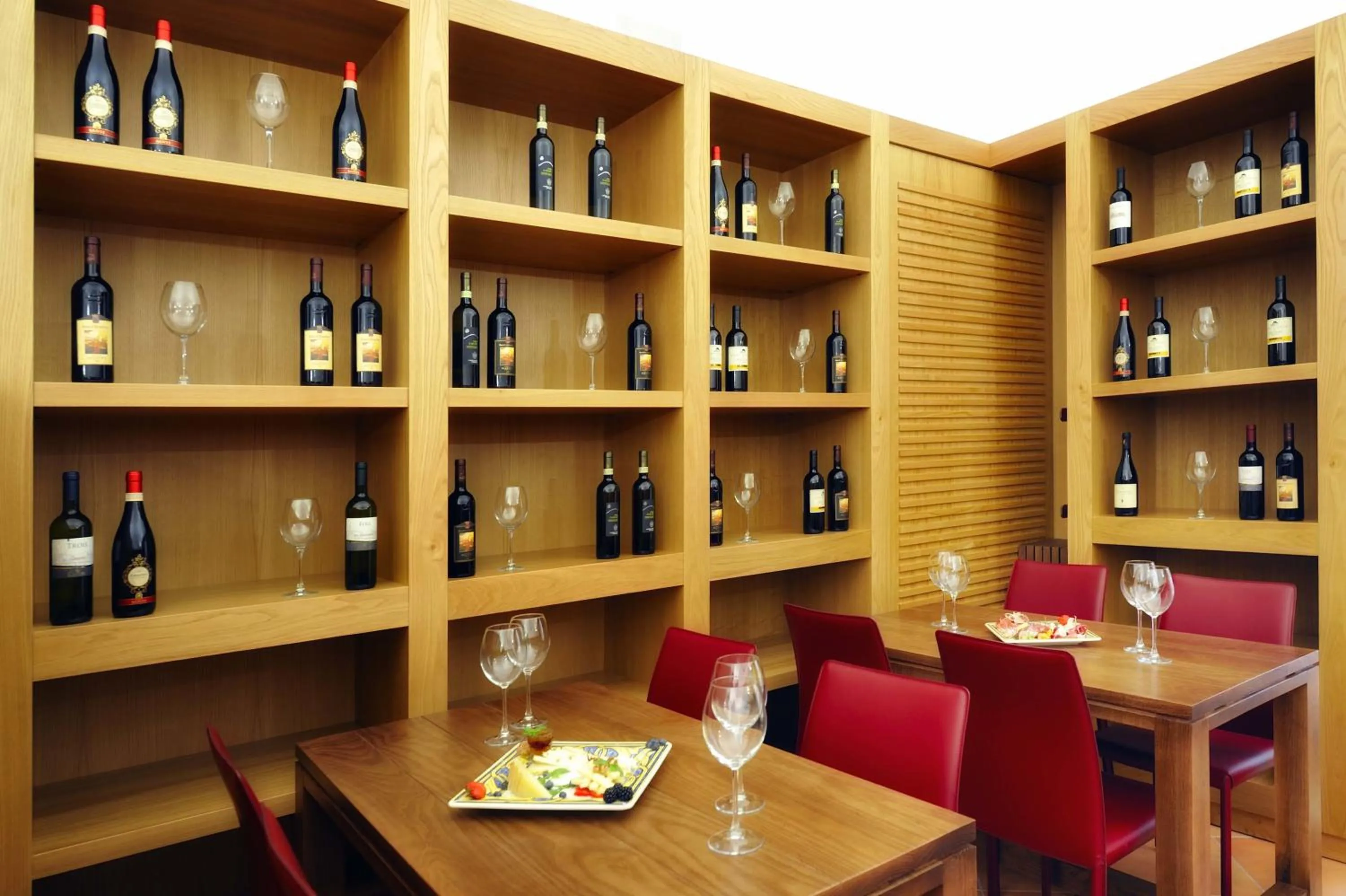 Restaurant/places to eat in Relais Villa Buonanno