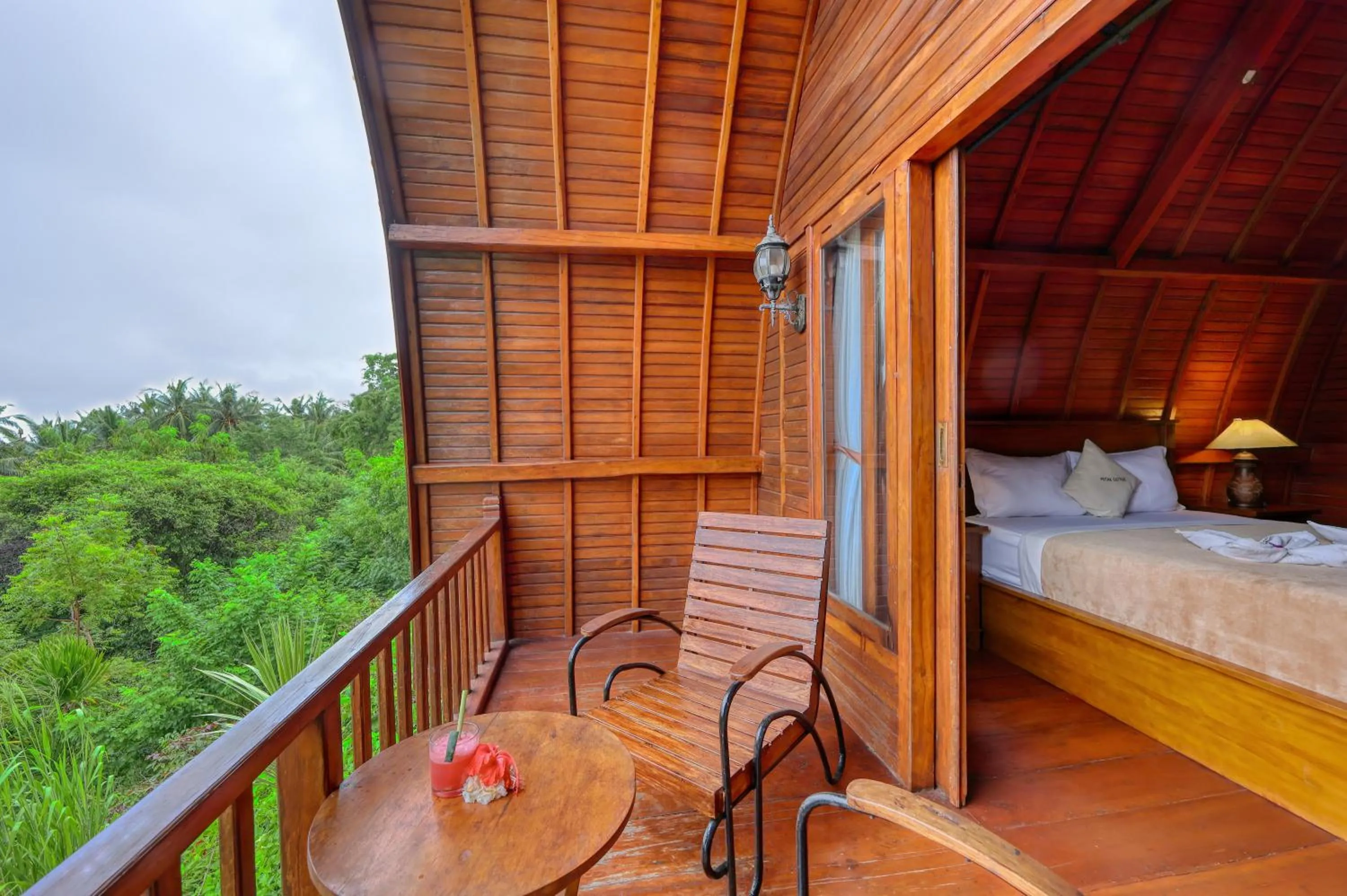 Patio, Bed in Petak Cottage