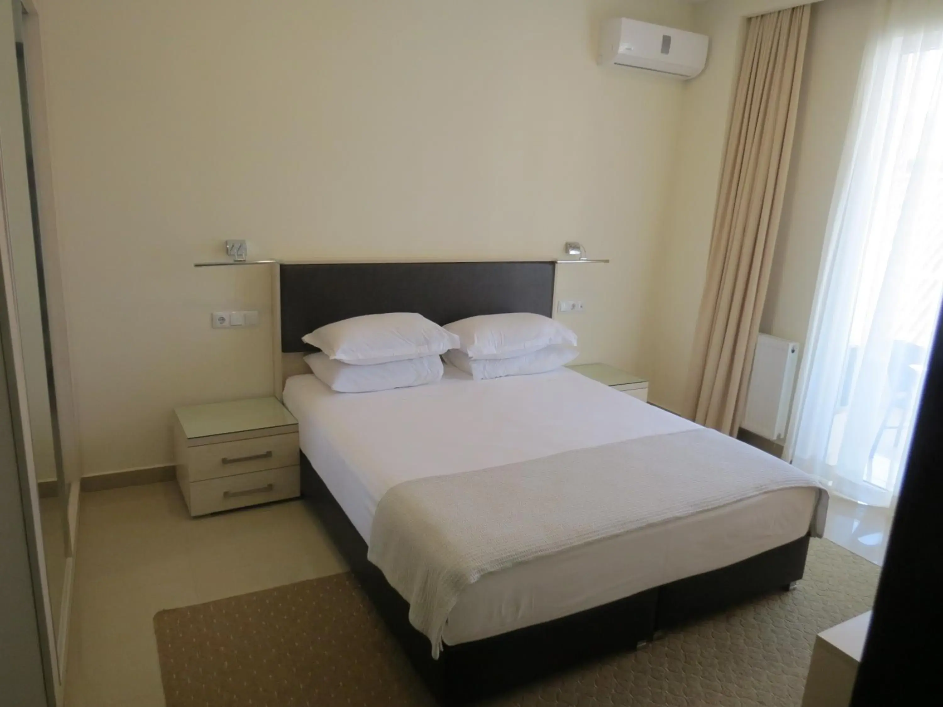 Double Room with Balcony and Pool View in Kobuleti Beach Club Double Room with Balcony and Pool View in Kobuleti Beach Club