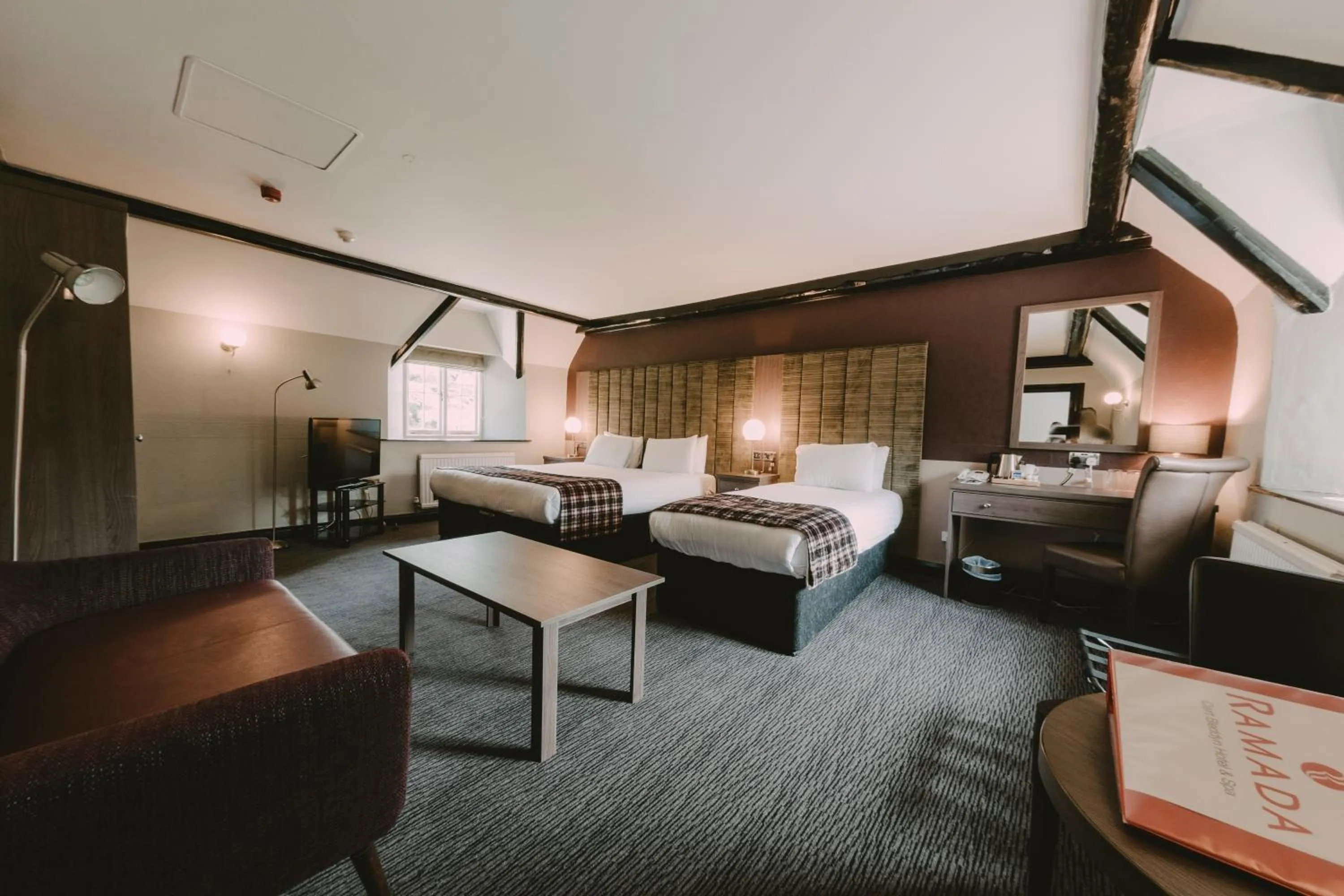 Photo of the whole room, Bed in Cwrt Bleddyn Hotel & Spa