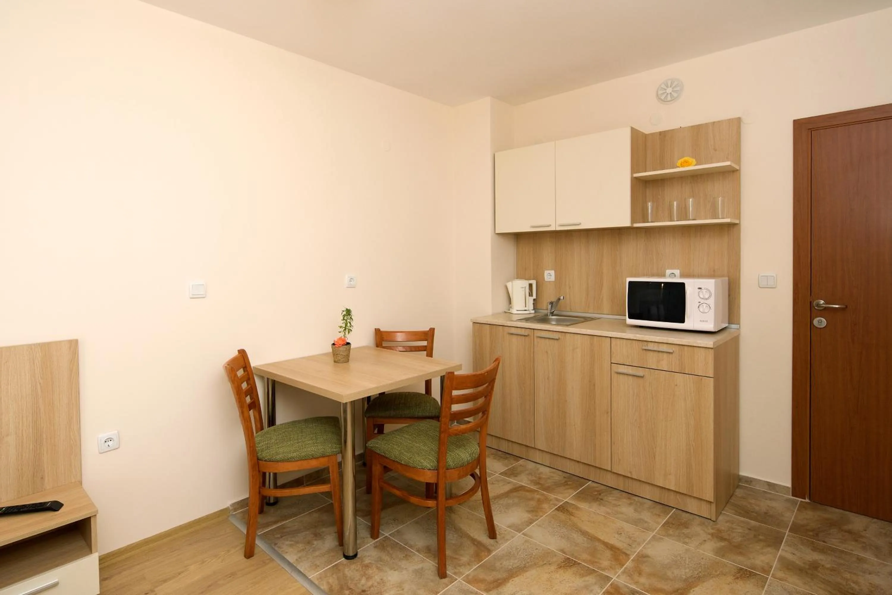 Kitchen or kitchenette in Karlovo Hotel