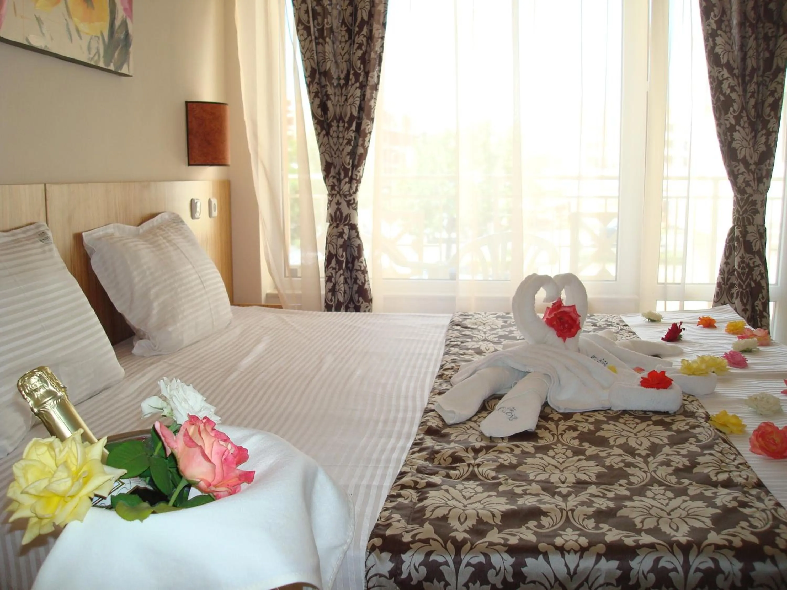 Bed in Karlovo Hotel