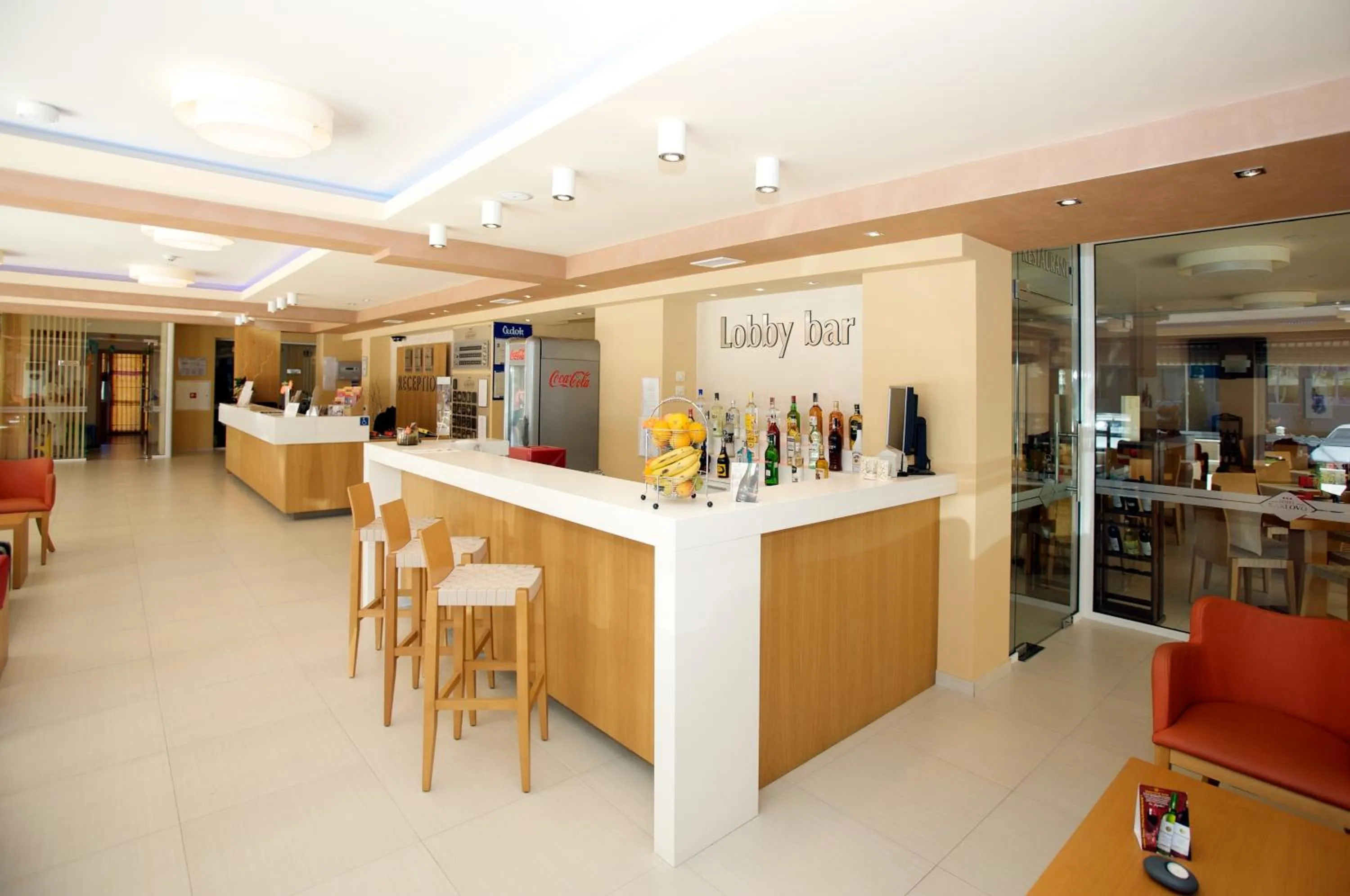 Restaurant/places to eat in Karlovo Hotel