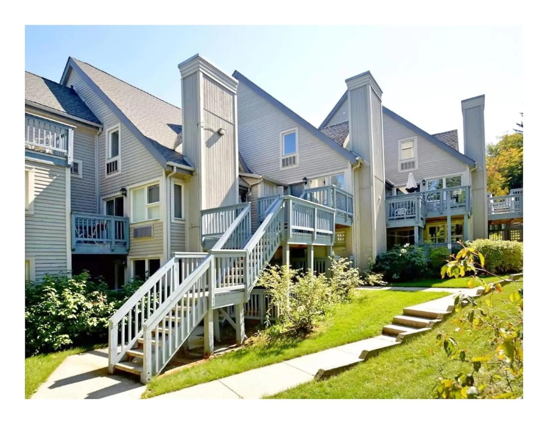 Facade/entrance in Rustic Mountainside Chalet
