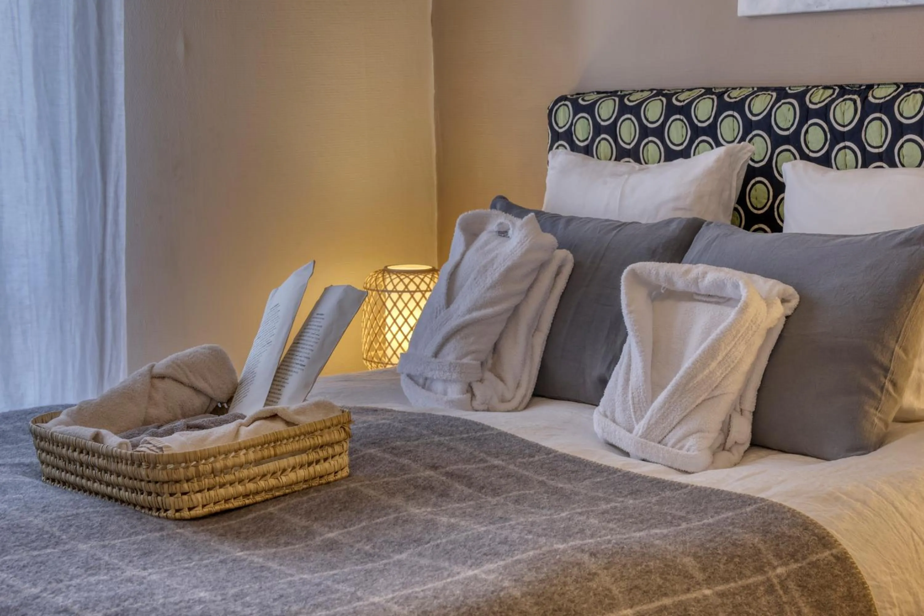 La Féline Blanche Adult Only