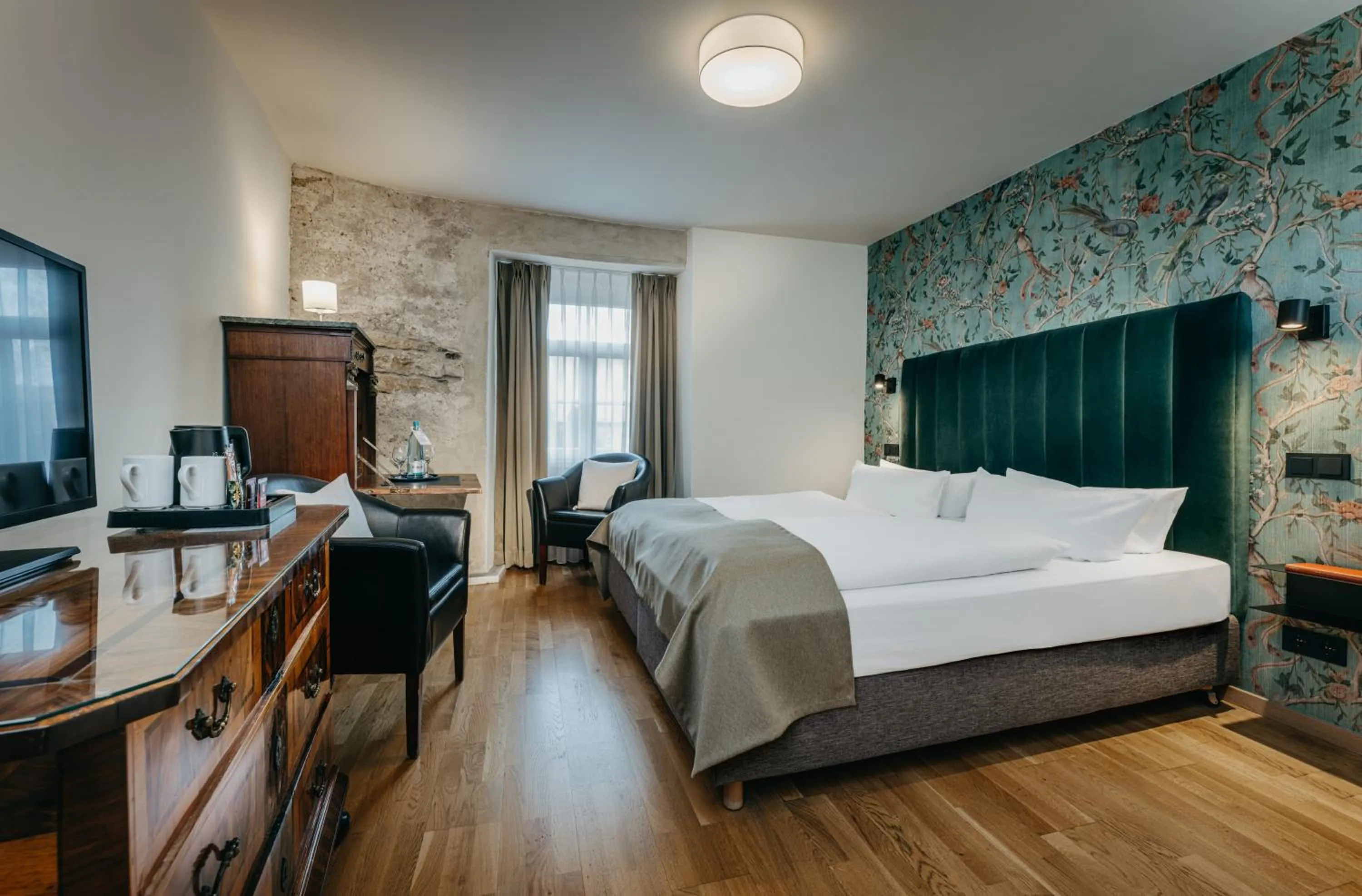 Photo of the whole room, Bed in Romantik Hotel Alte Münze