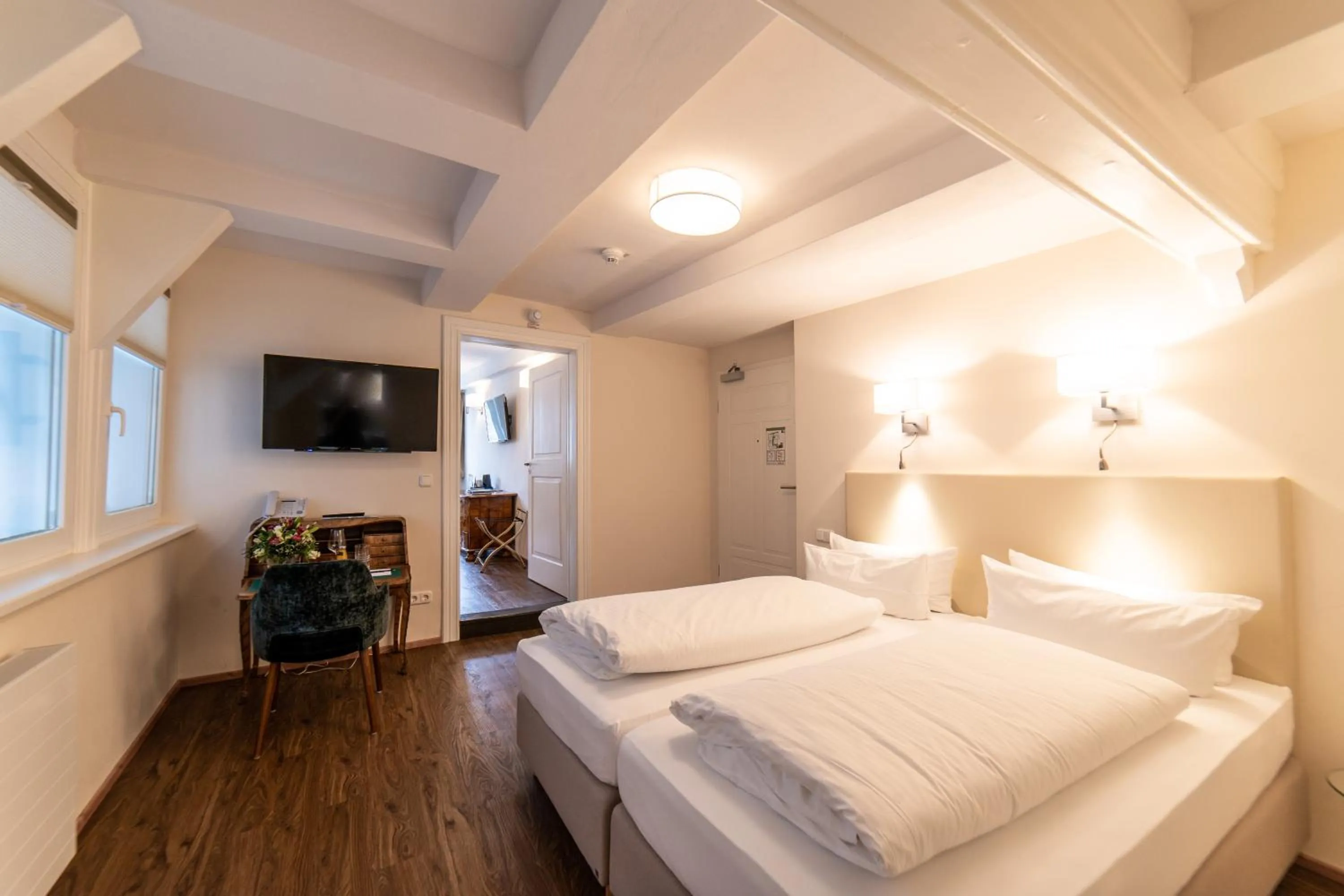 Photo of the whole room, Bed in Romantik Hotel Alte Münze