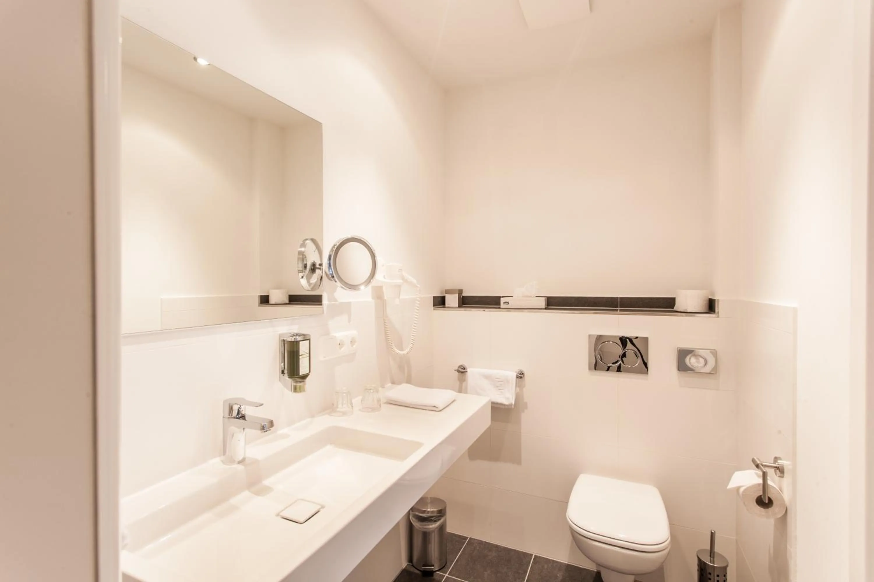 Bathroom in Romantik Hotel Alte Münze