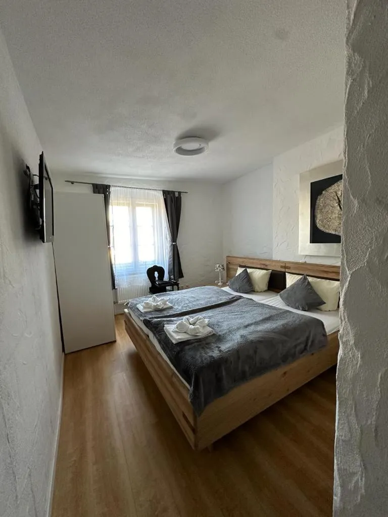 Bed in Hotel Zum Goldenen Anker