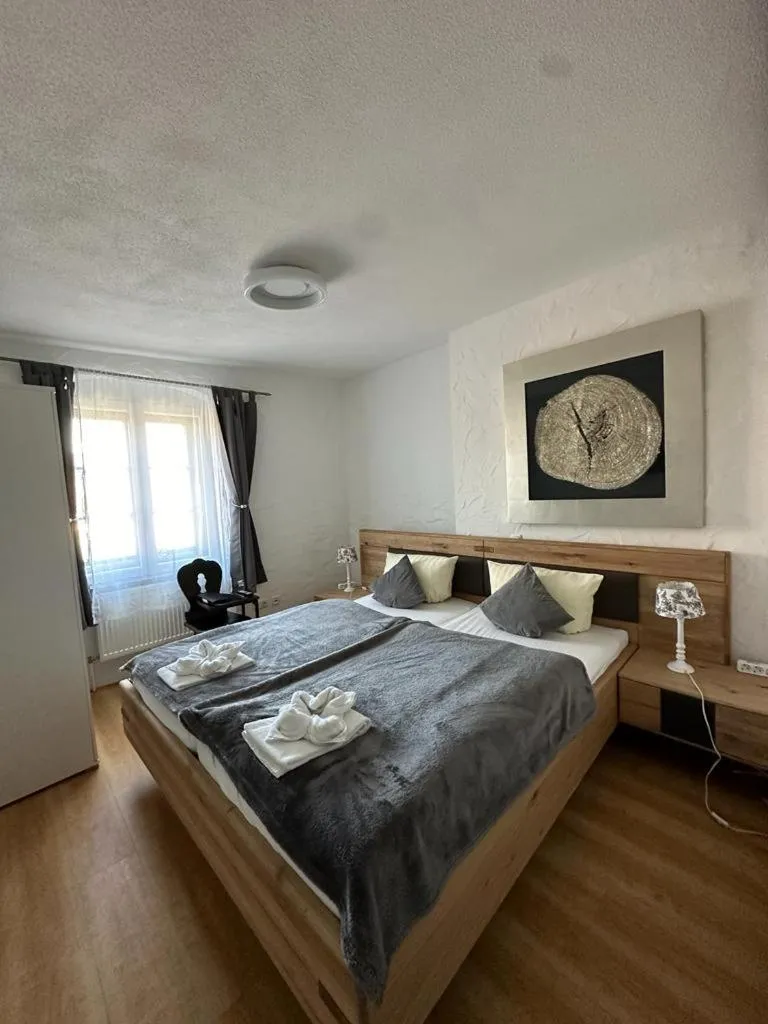 Bed in Hotel Zum Goldenen Anker