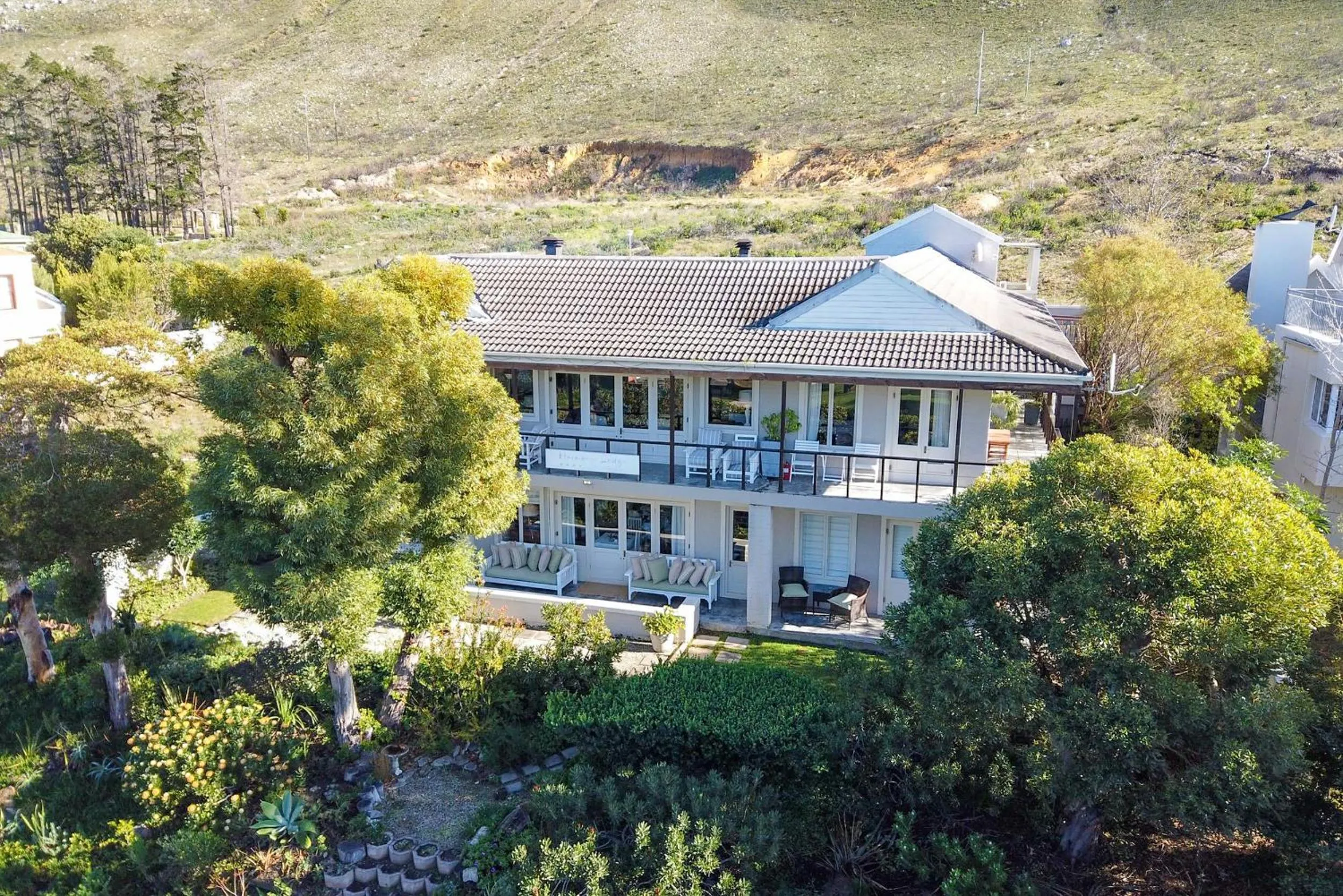 Bird's eye view in Hermanus Lodge on the Green - Solar Power
