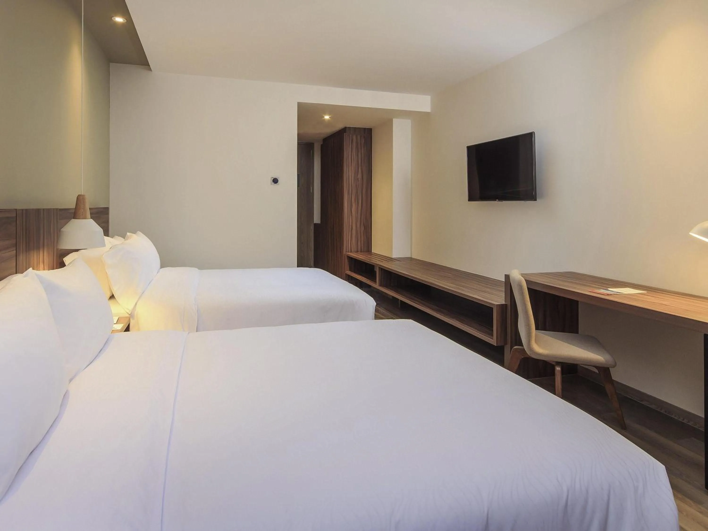 Bedroom, Bed in Novotel Medellin El Tesoro