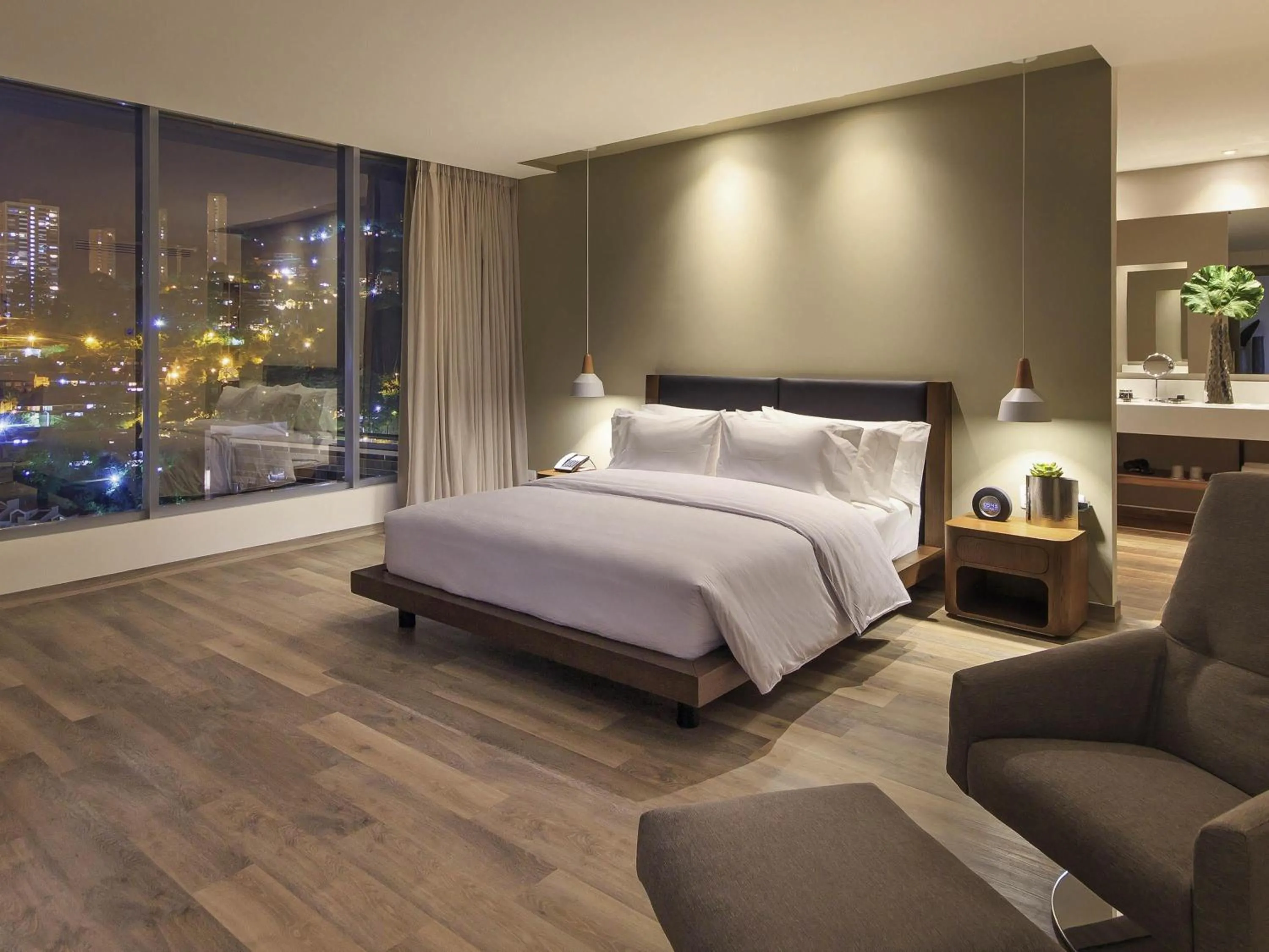 Bedroom, Bed in Novotel Medellin El Tesoro