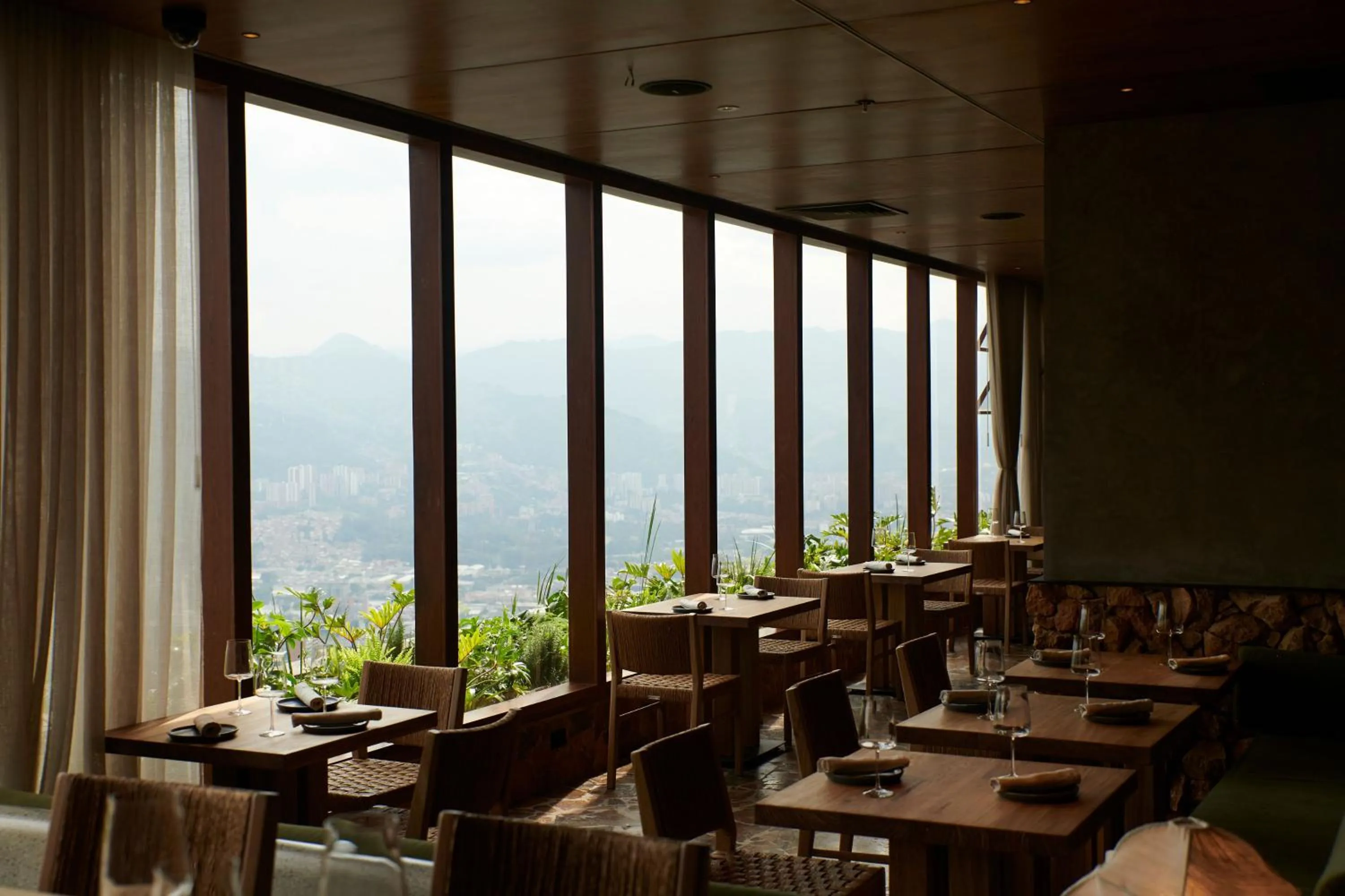 Restaurant/places to eat in Novotel Medellin El Tesoro