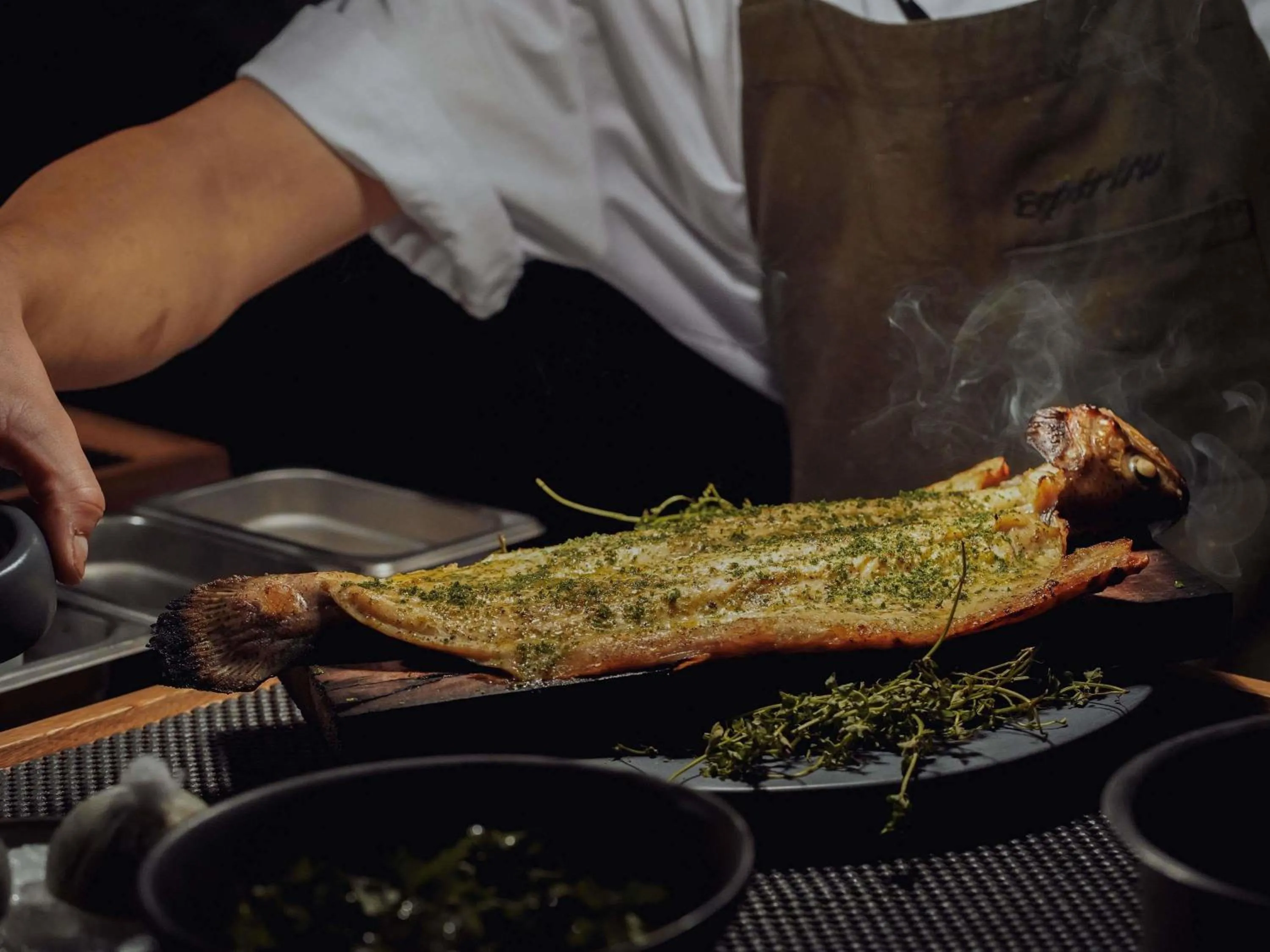 Restaurant/places to eat in Novotel Medellin El Tesoro