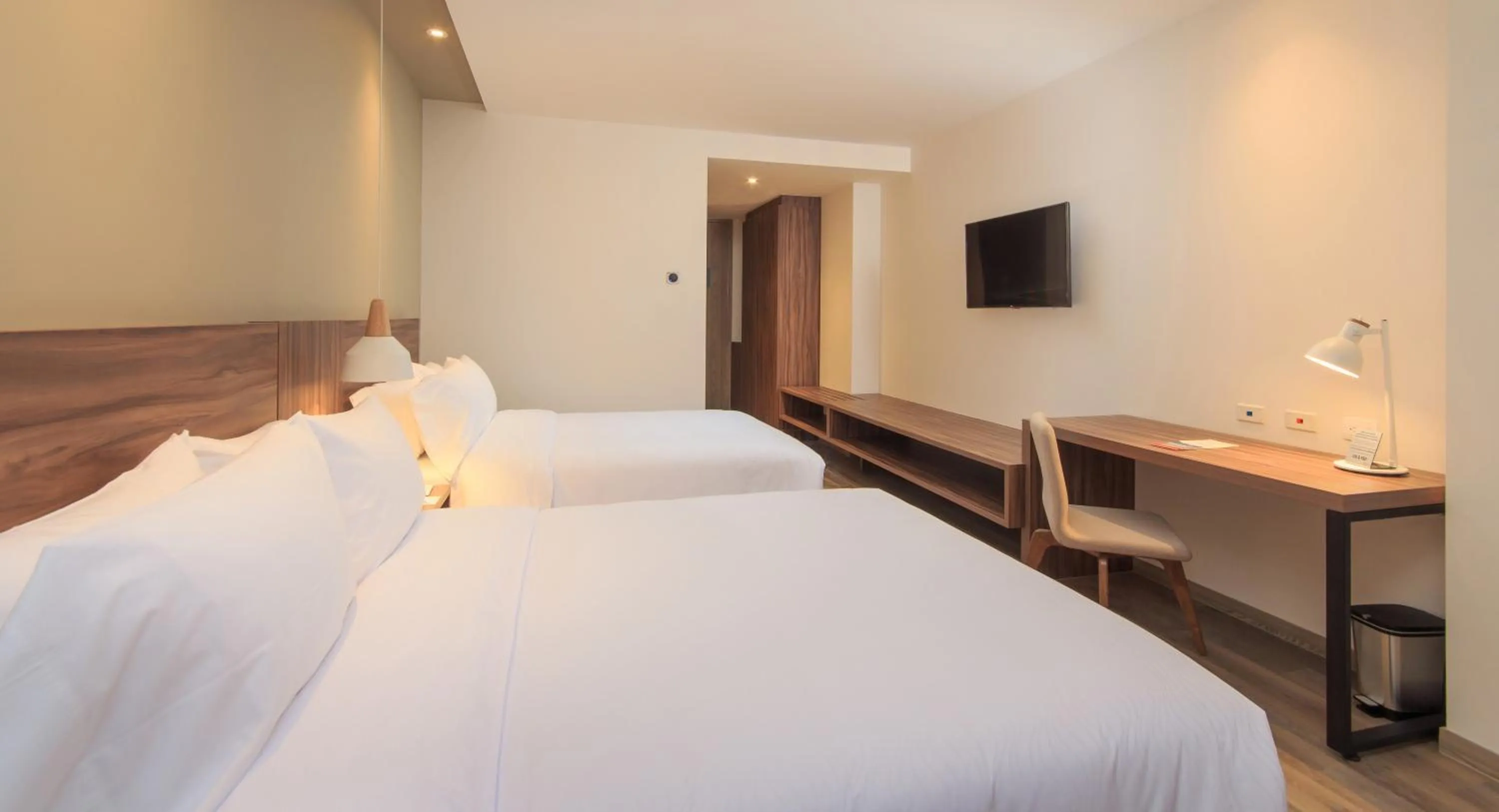 Bed in Novotel Medellin El Tesoro