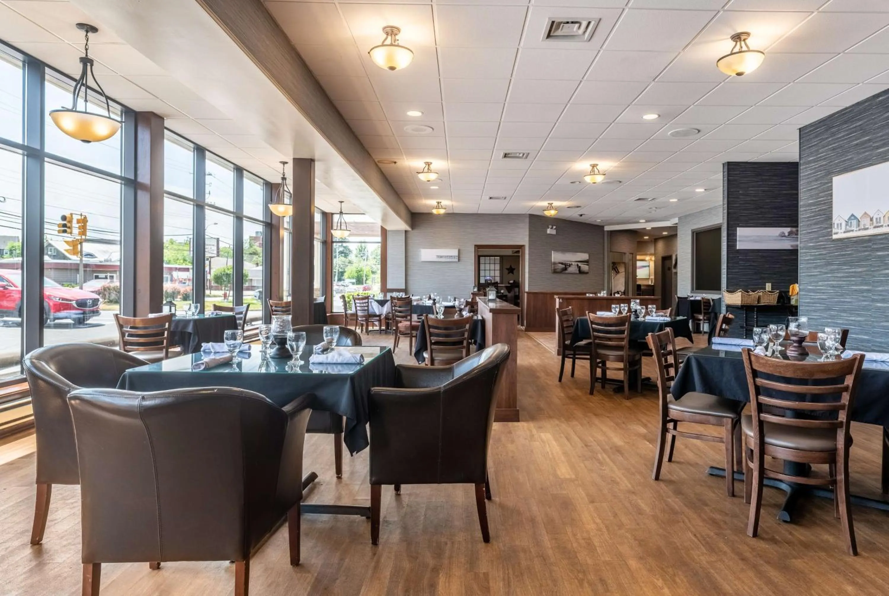 Restaurant/places to eat in Best Western Glengarry