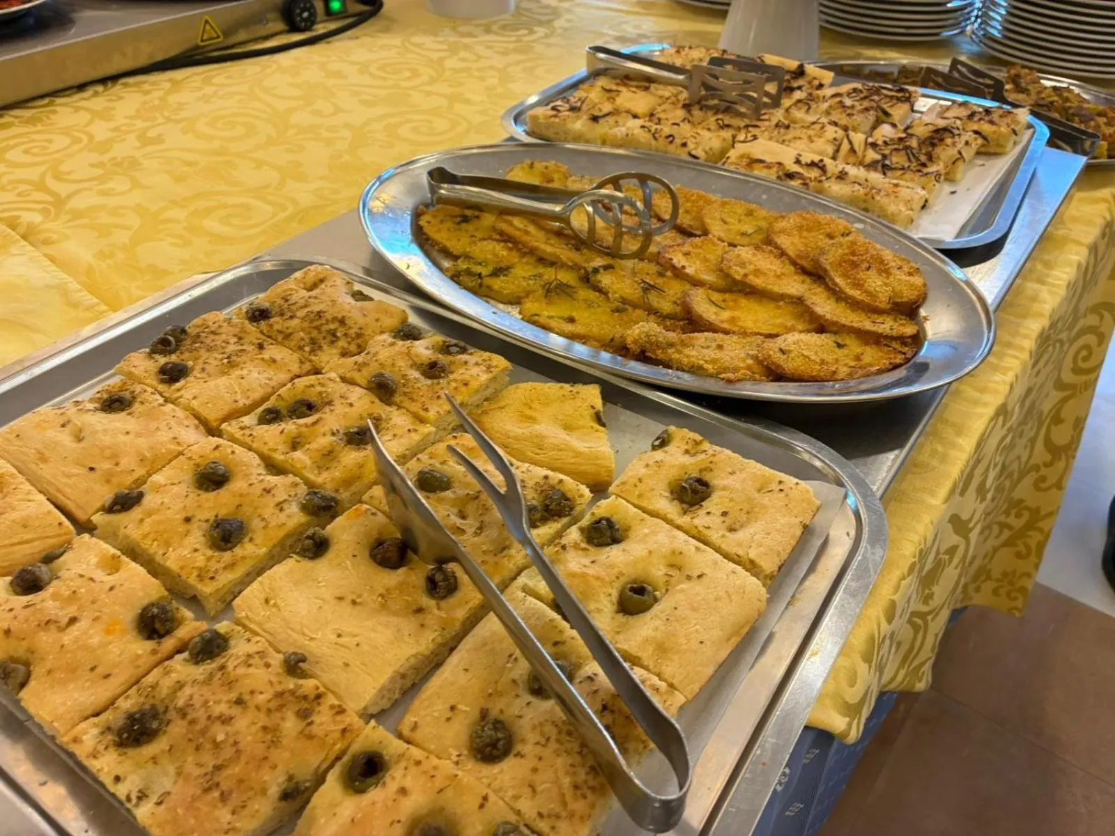 Restaurant/places to eat in Park Hotel Villa Americana