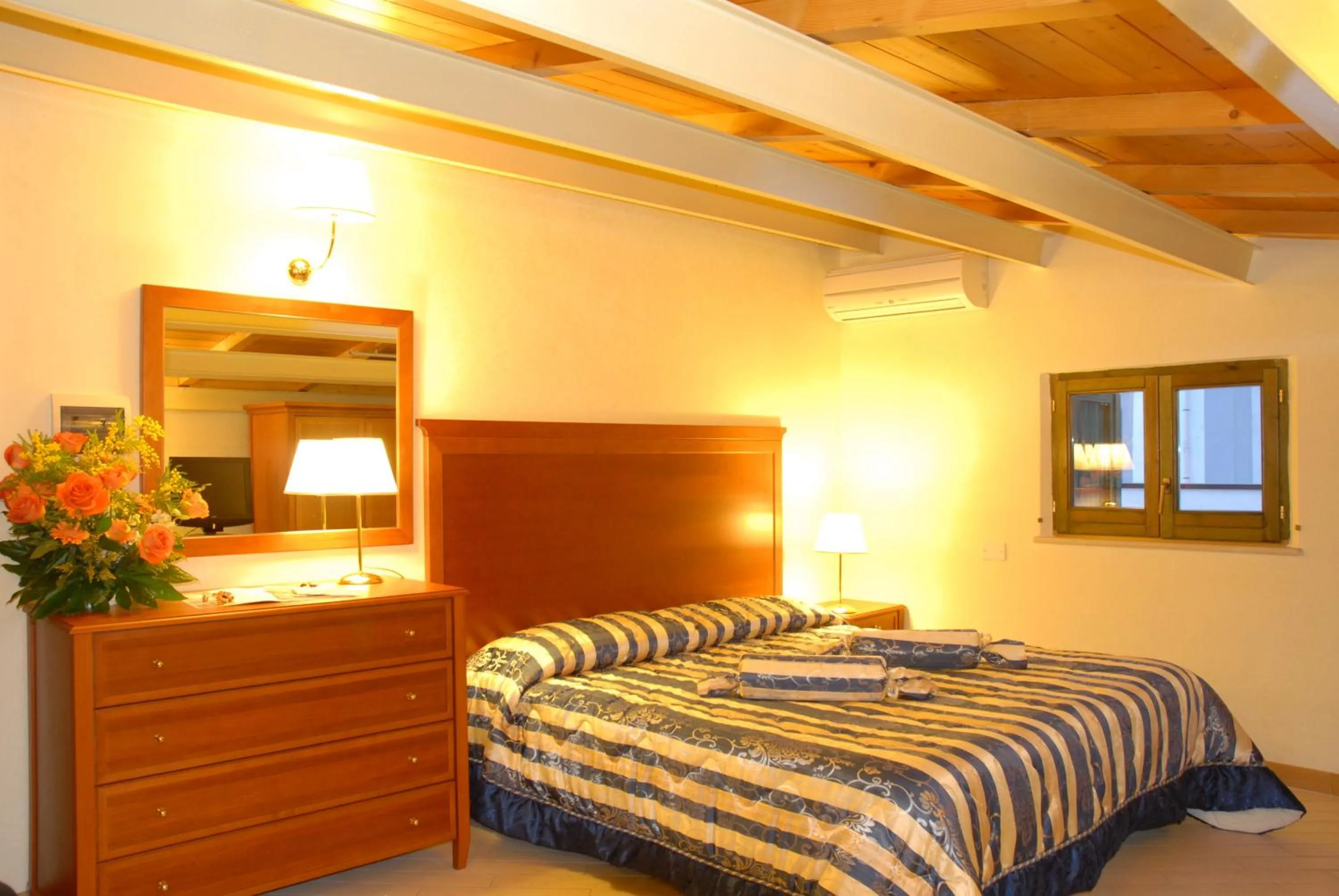 Photo of the whole room, Bed in Park Hotel Villa Americana