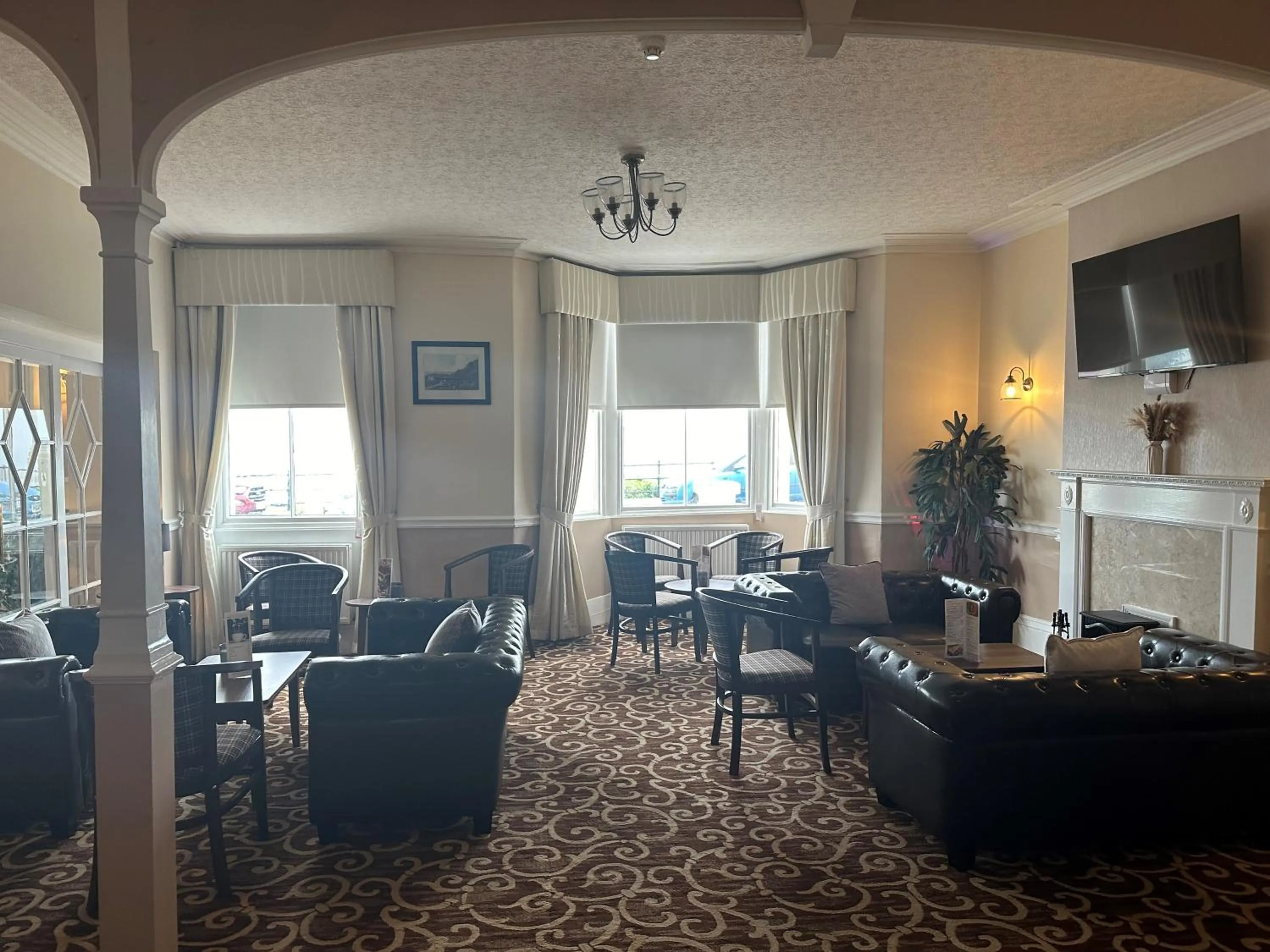 Lounge or bar in Clifton Hotel