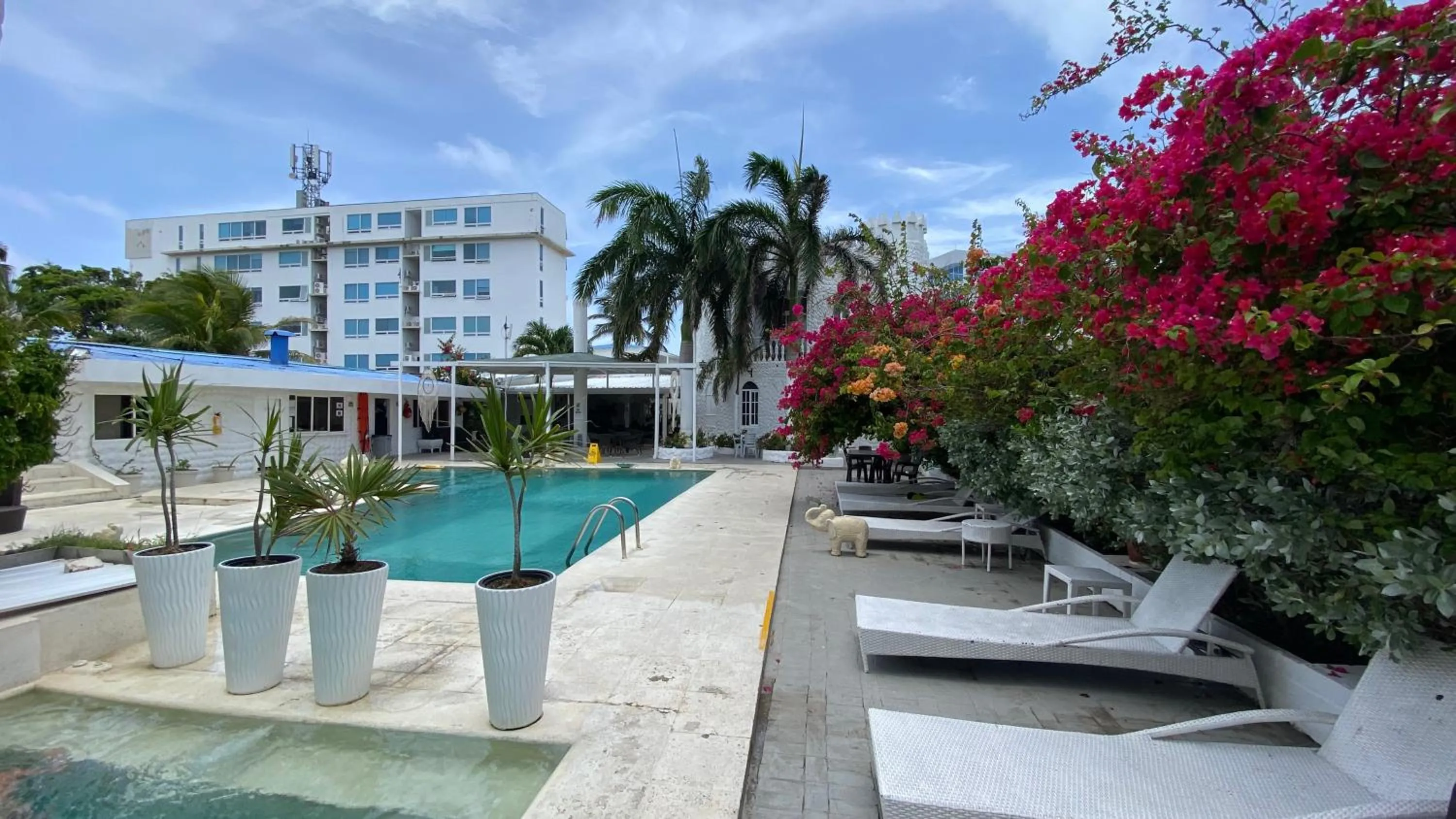 Garden view in Le Castel Blanc Hotel Boutique