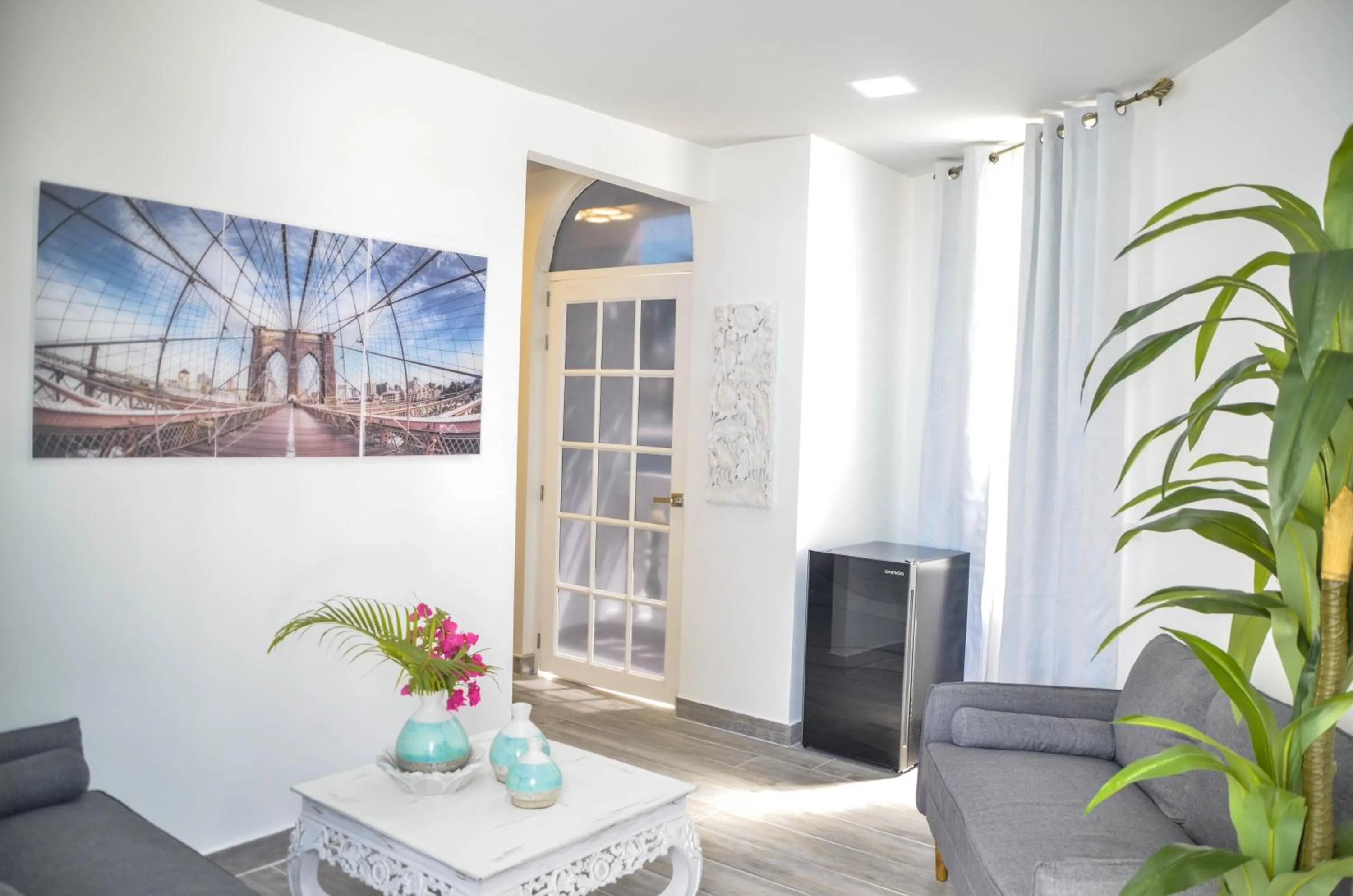 Living room in Le Castel Blanc Hotel Boutique