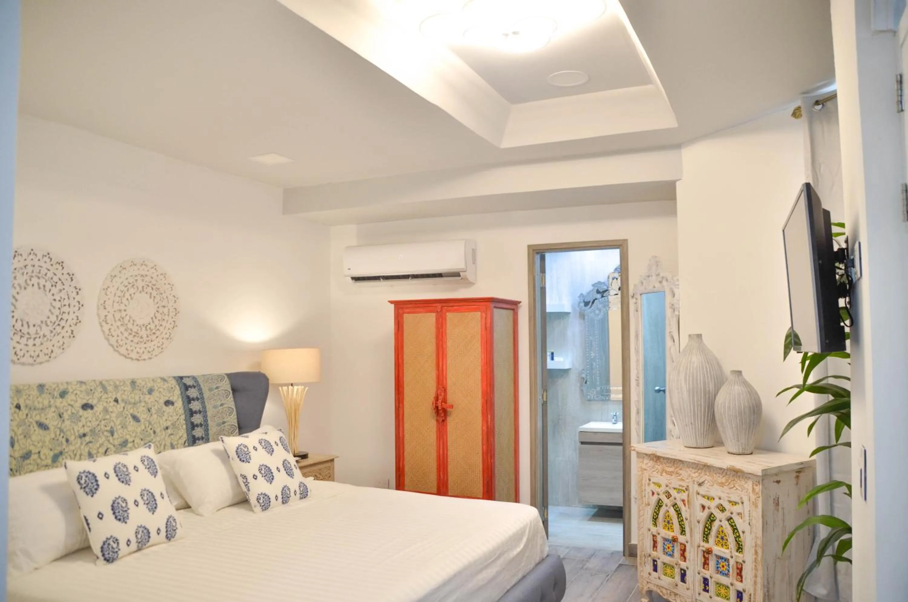 Bedroom, Bed in Le Castel Blanc Hotel Boutique