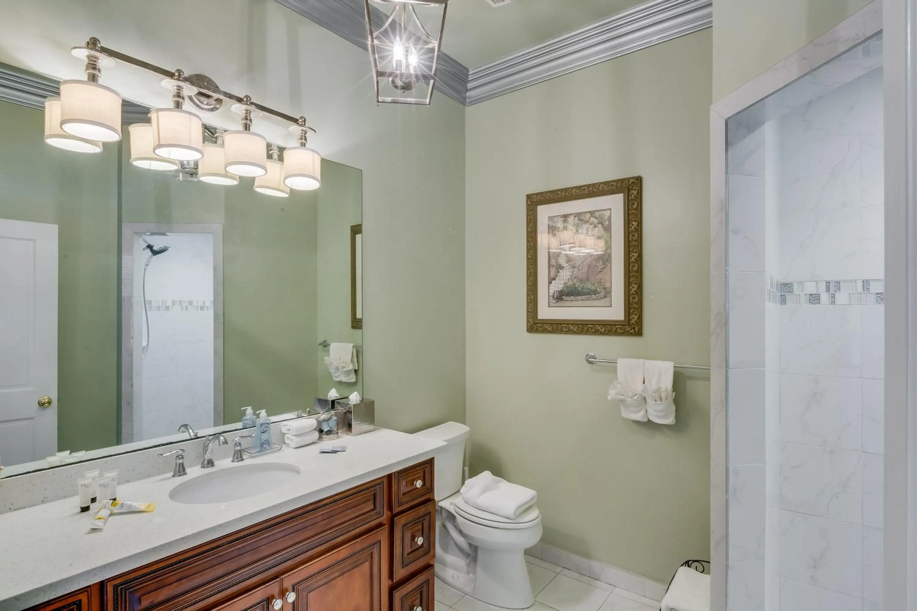 Bathroom in New Orleans Jazz Quarters