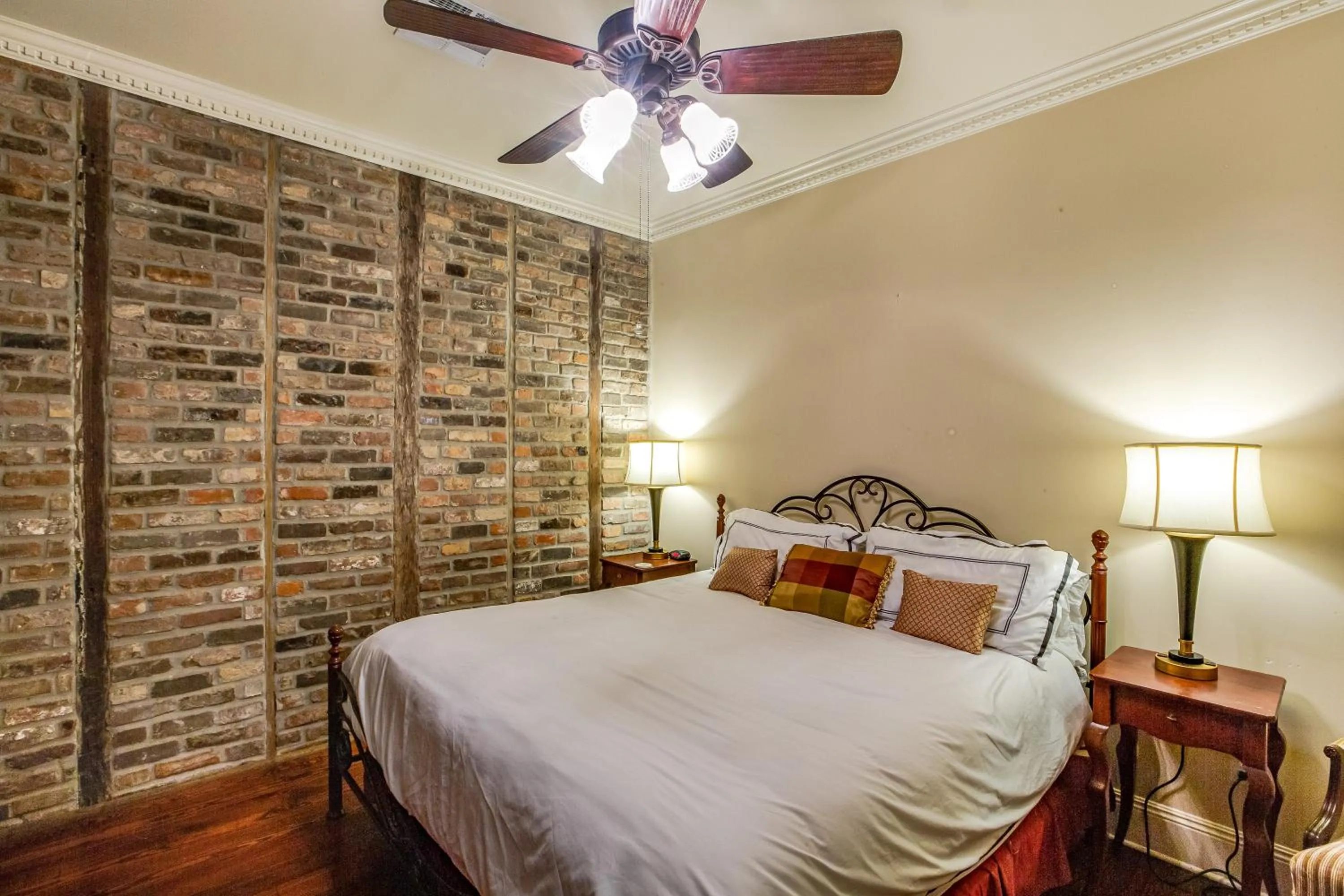 Bedroom in New Orleans Jazz Quarters