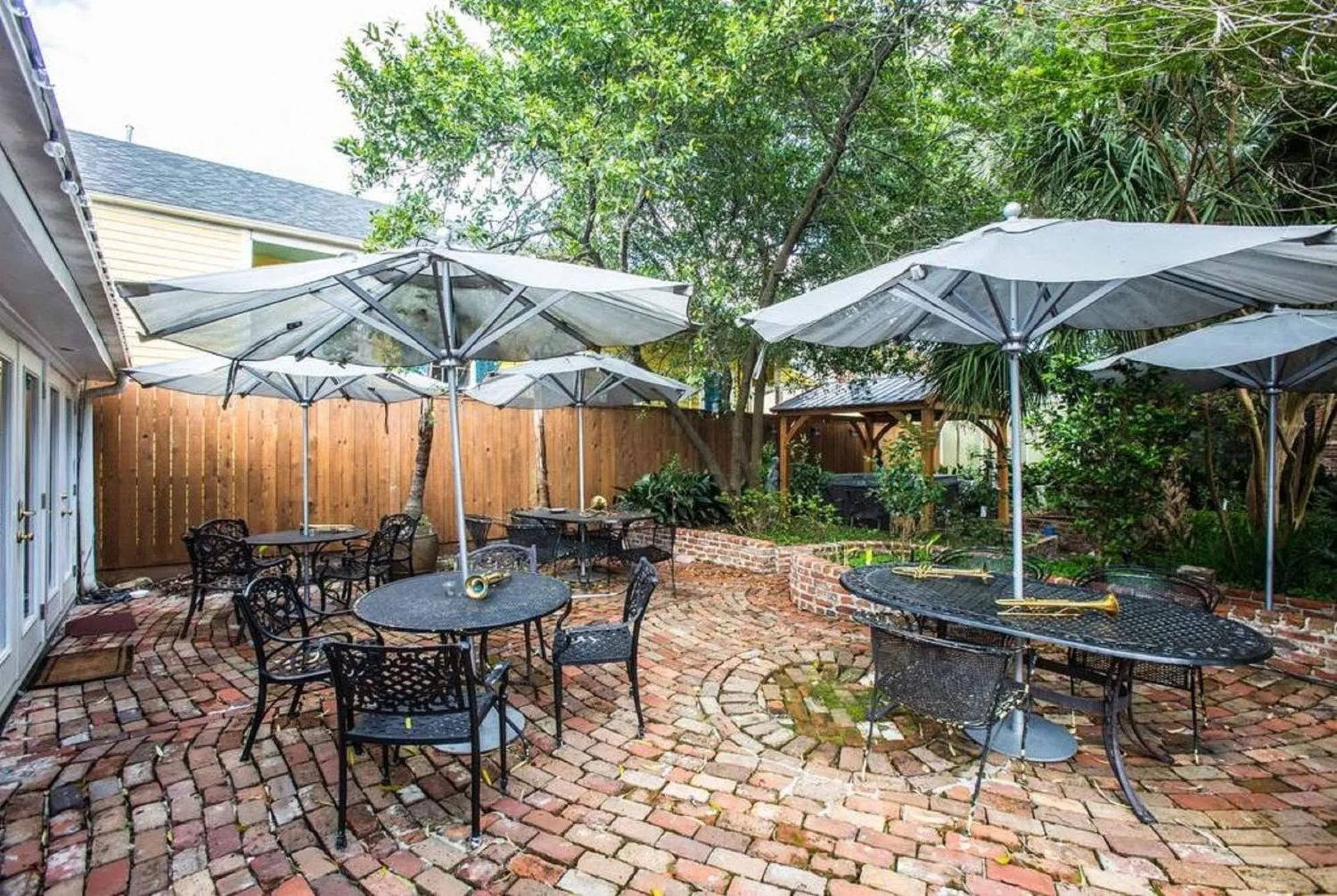 Garden view in New Orleans Jazz Quarters
