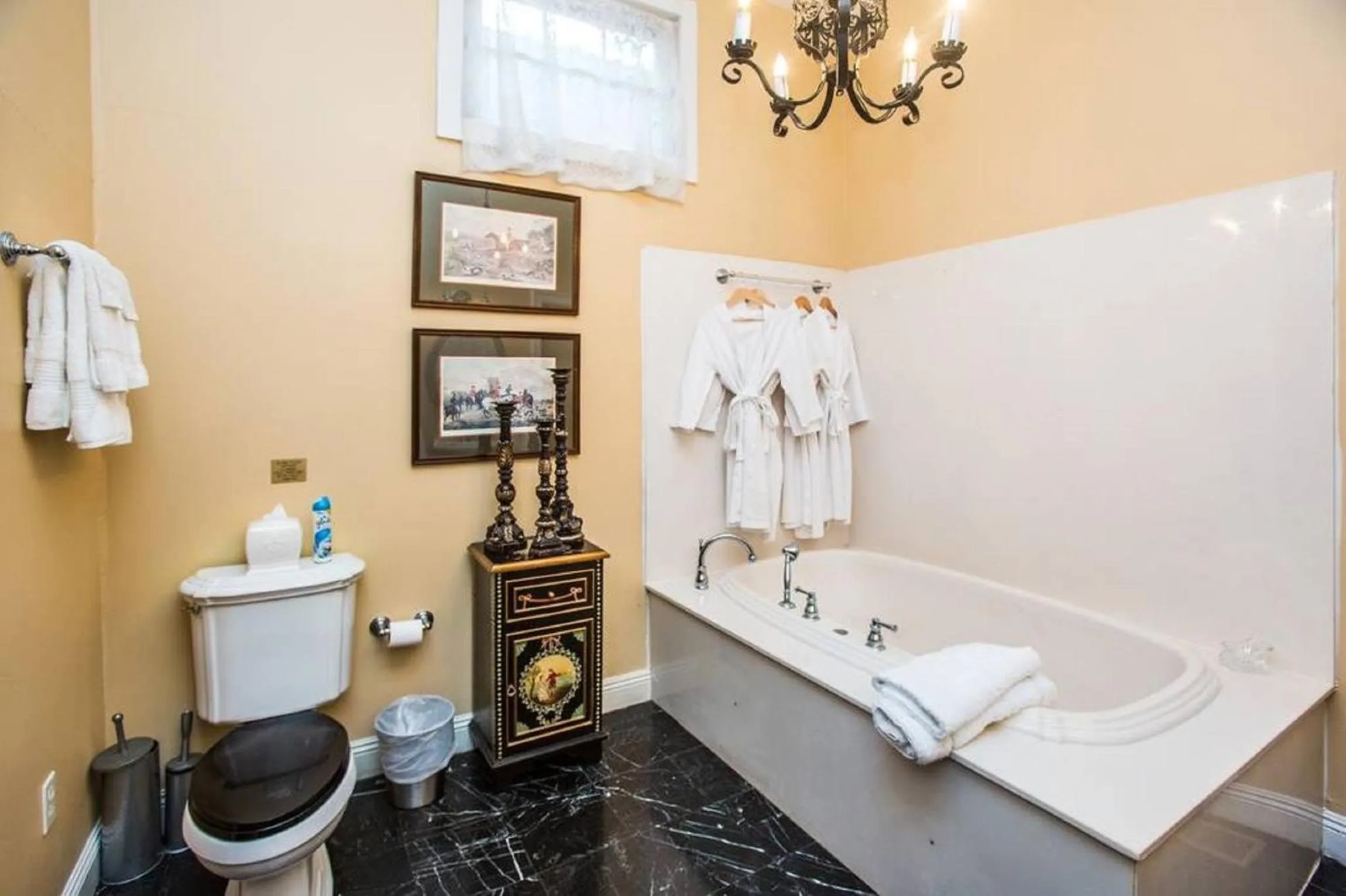 Bathroom in New Orleans Jazz Quarters