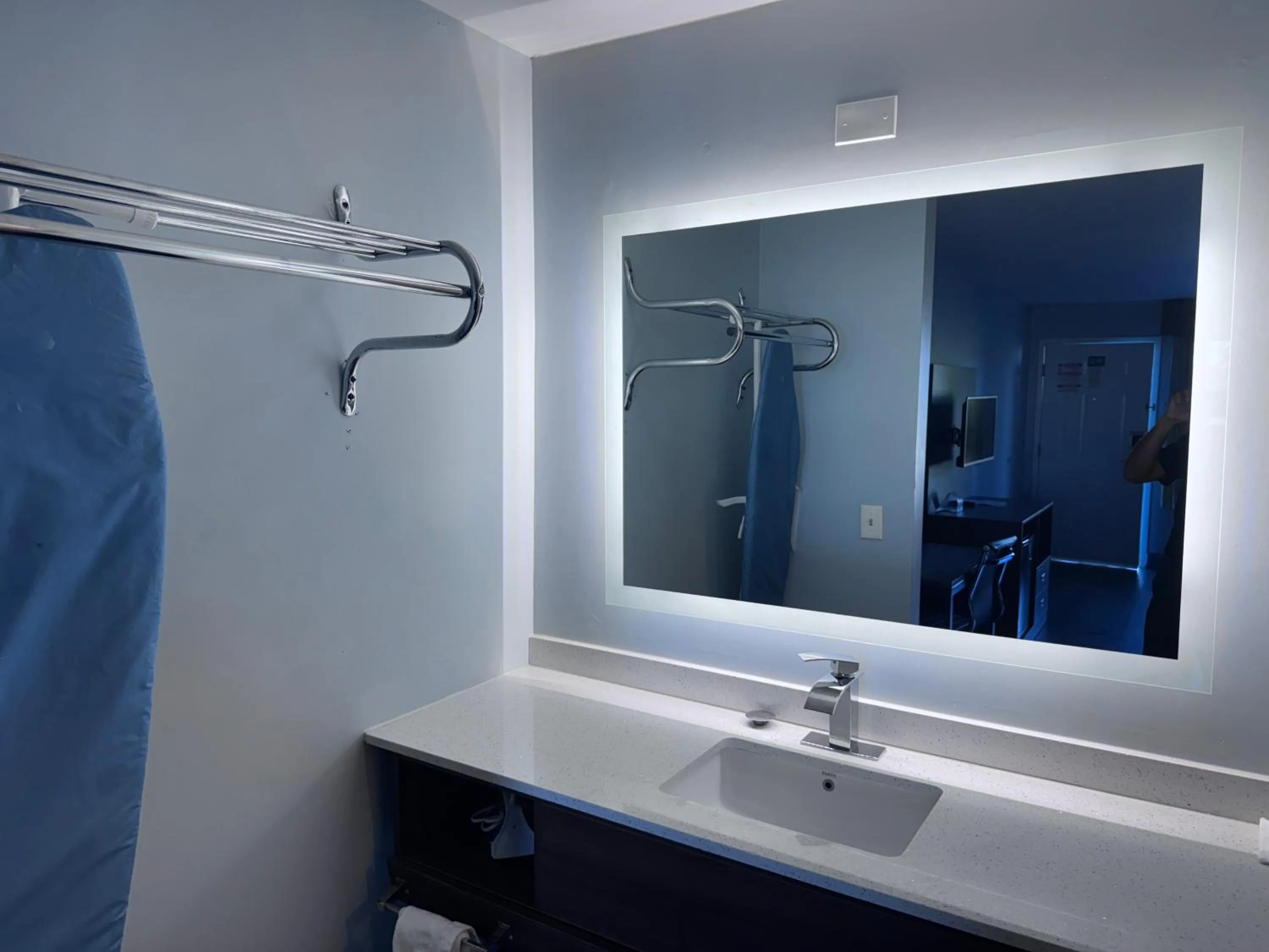 Bathroom in Florence Inn and Suites