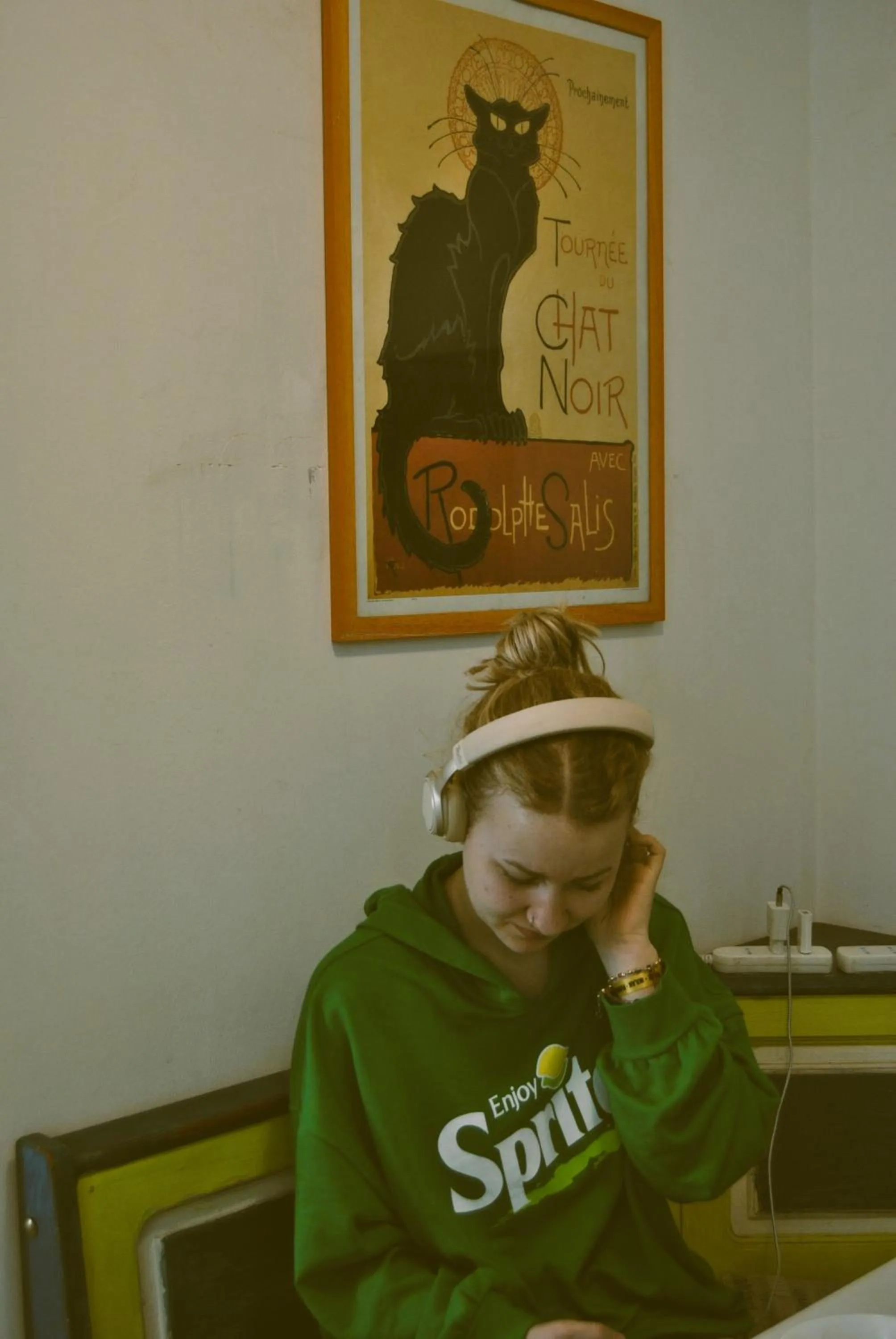 group of guests in Balarm - Hostel and Bar