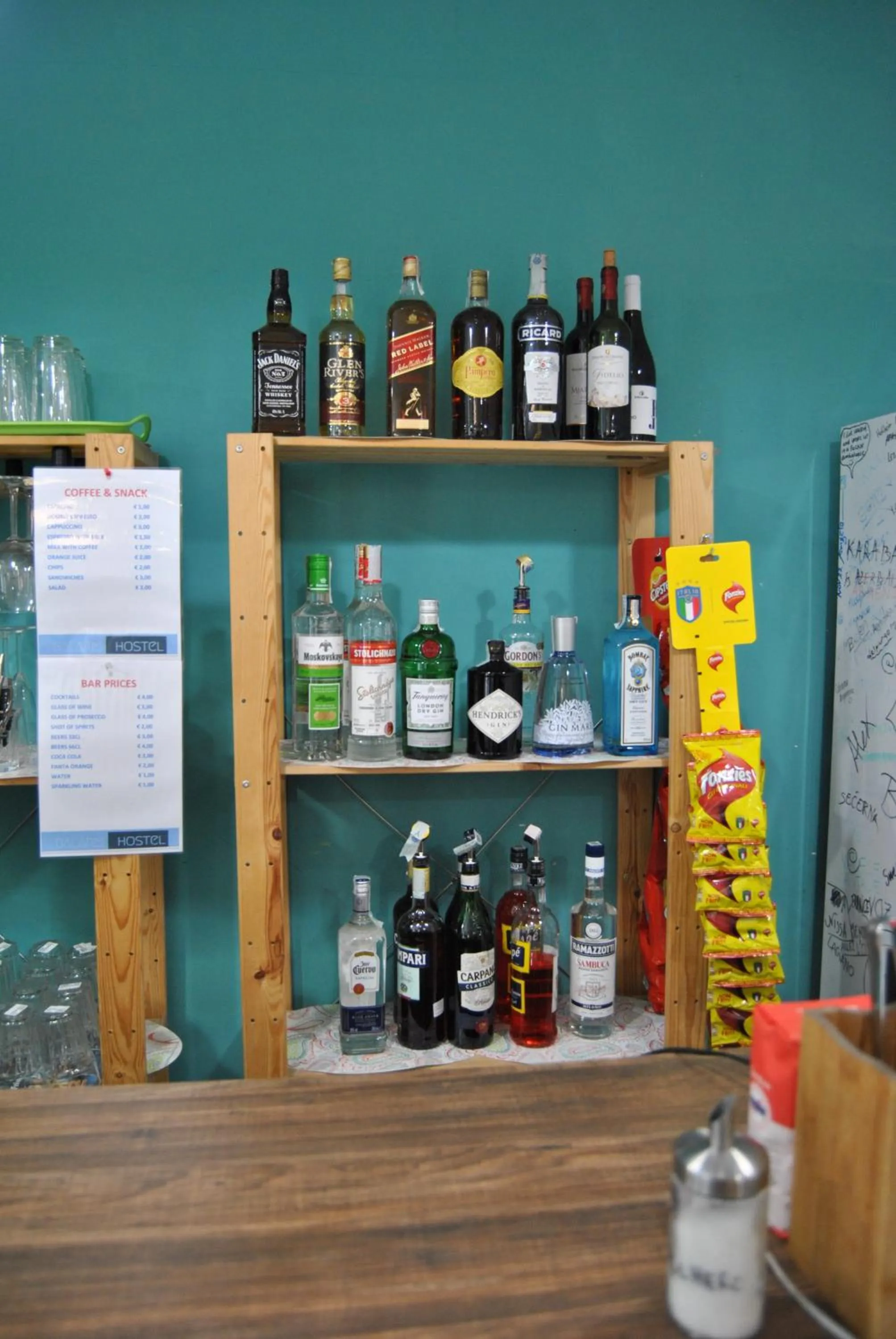 Lounge or bar in Balarm - Hostel and Bar